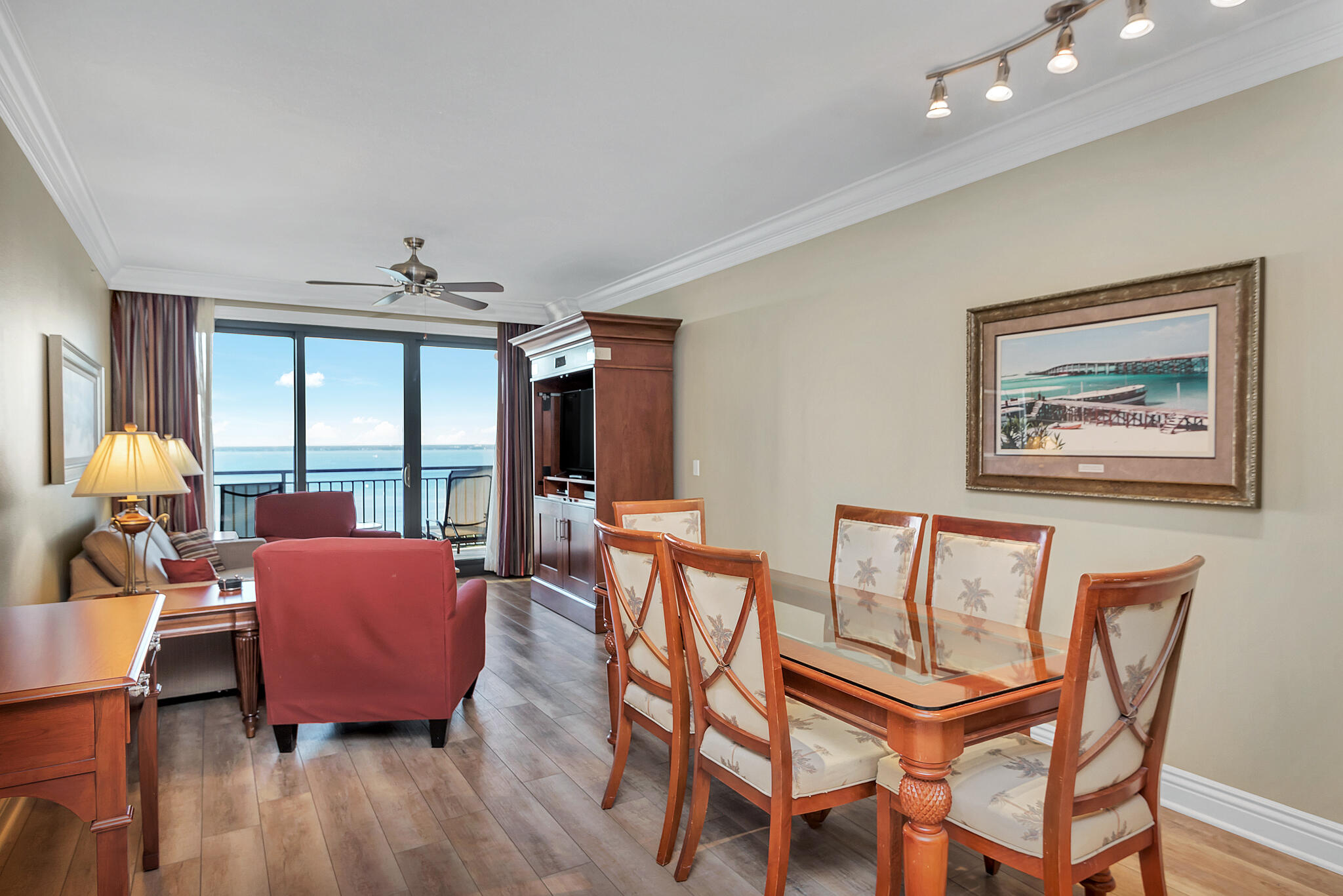 10 Harbor Boulevard Boulevard W1029