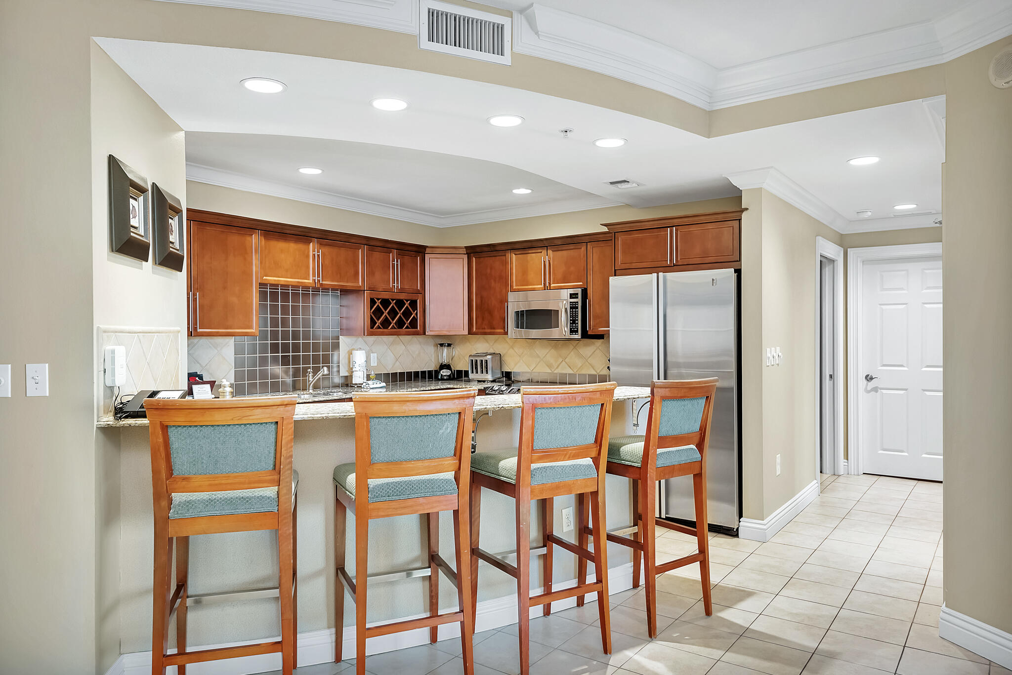10 Harbor Boulevard Boulevard W1029