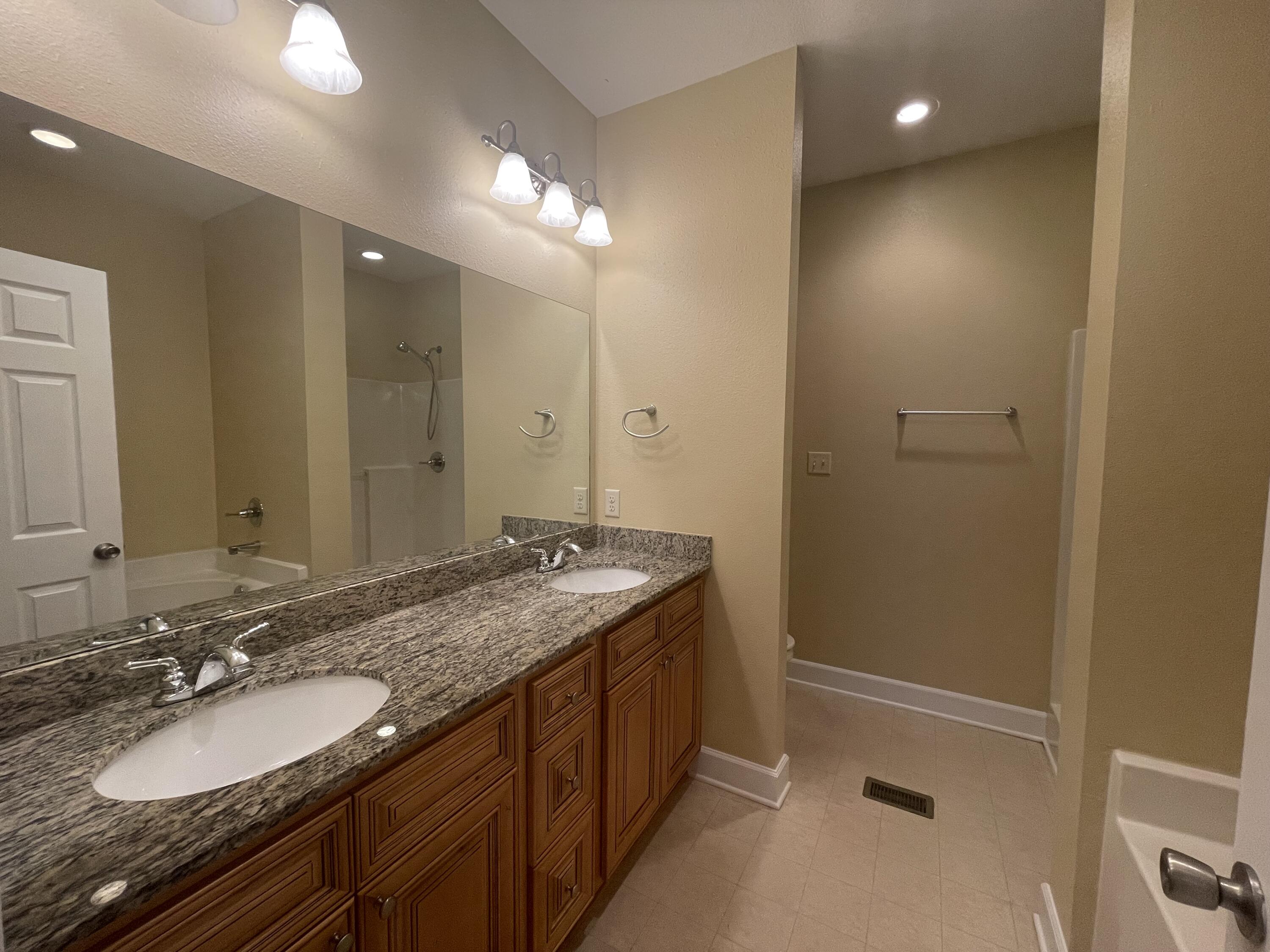 Arbor Lake Phase II - Residential Lease