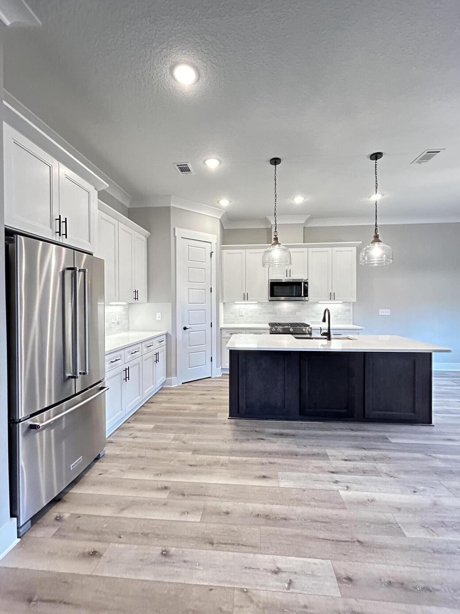 DEER MOSS CREEK - Residential