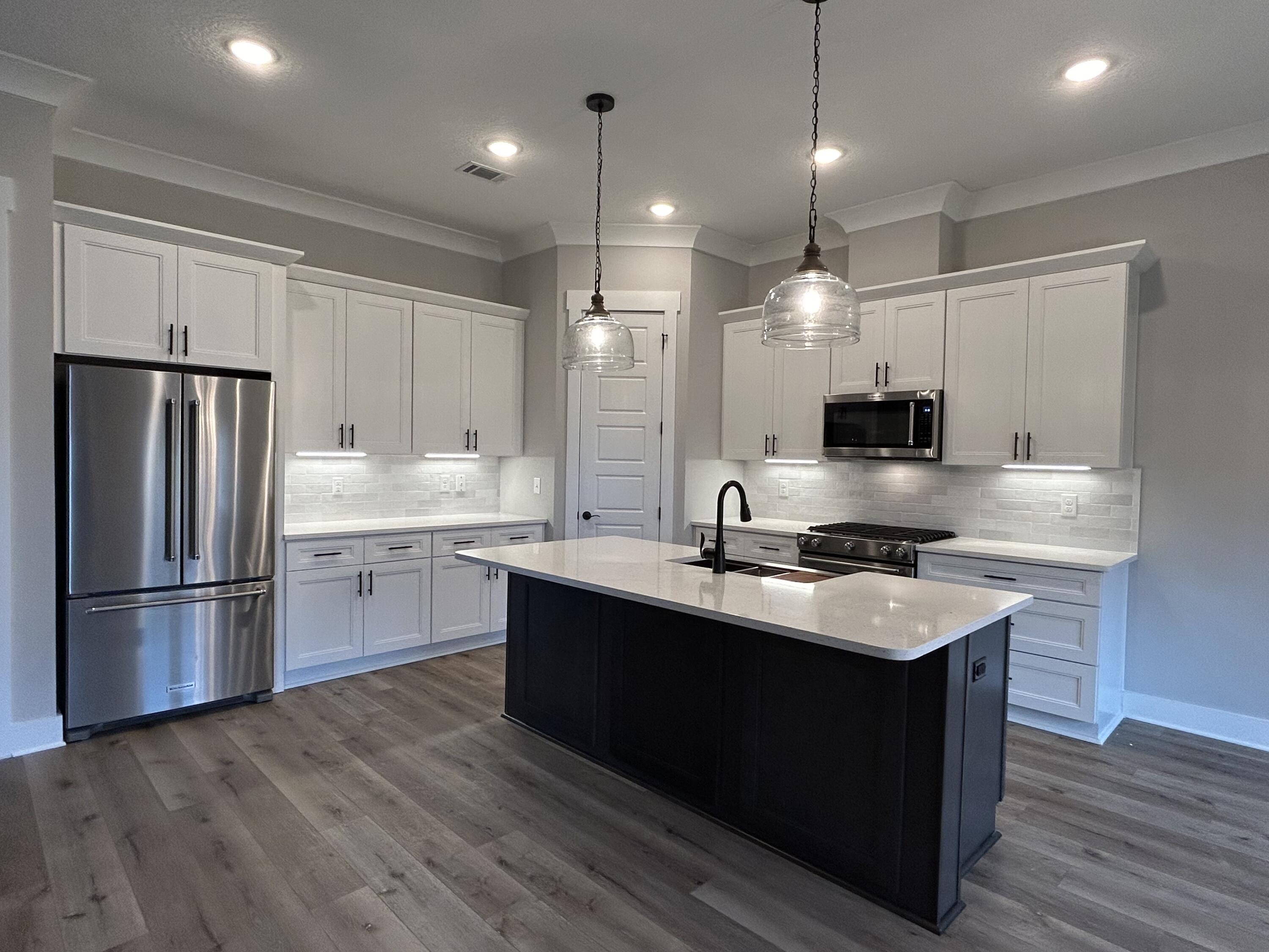 DEER MOSS CREEK - Residential