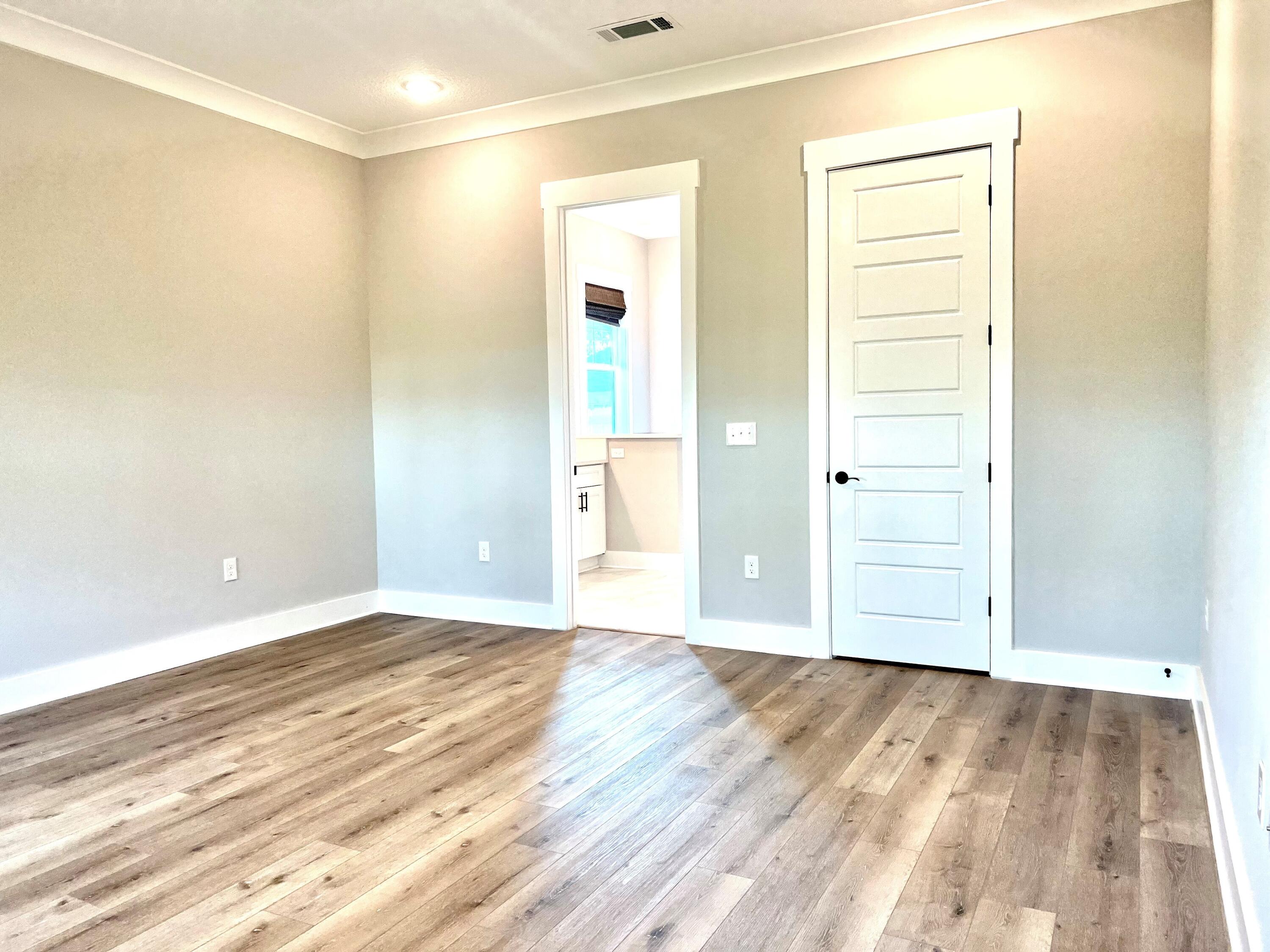 DEER MOSS CREEK - Residential