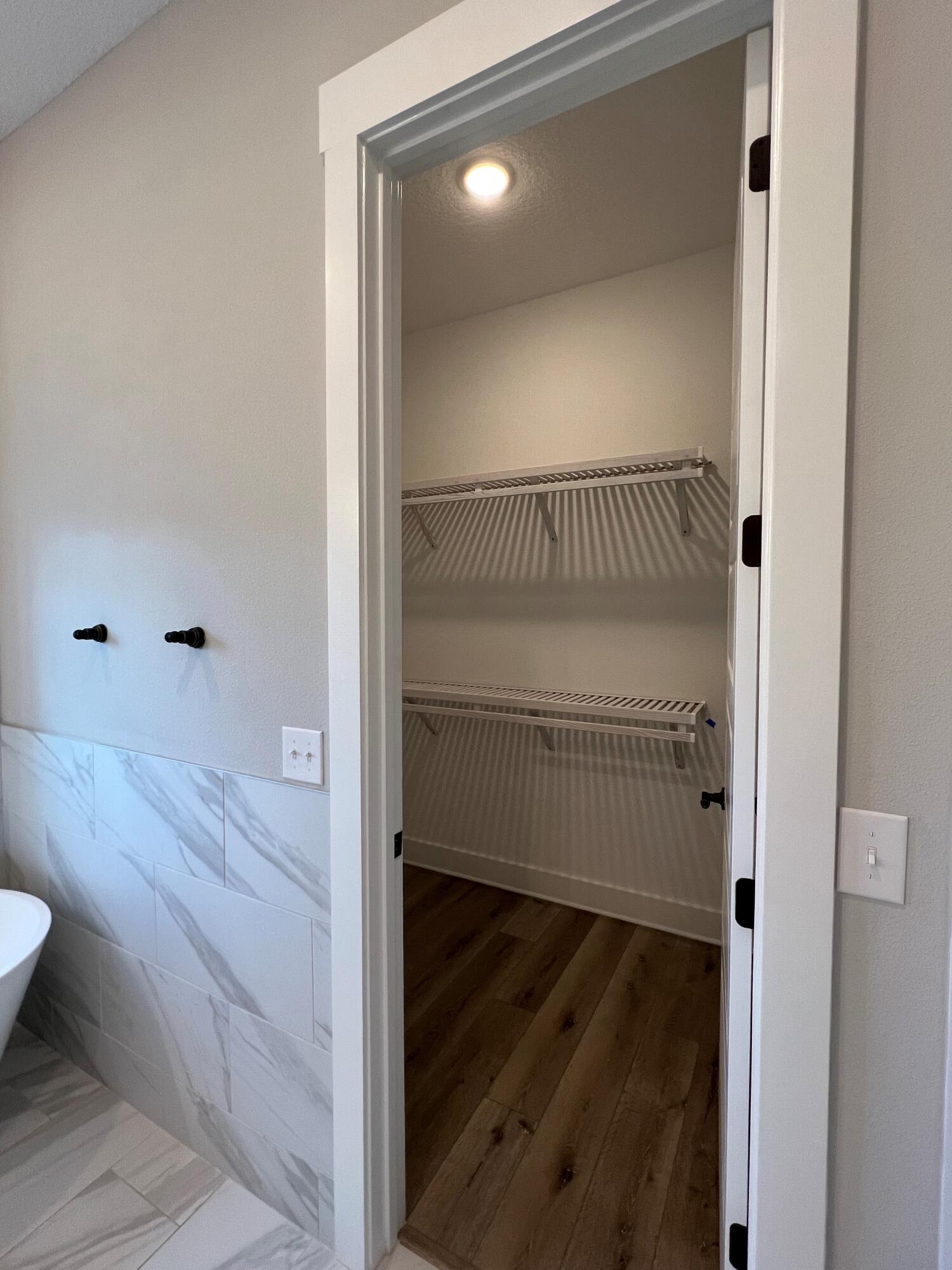 DEER MOSS CREEK - Residential