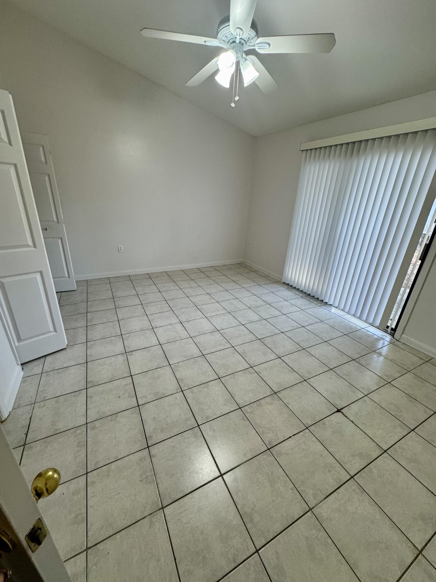 SCOTTWOOD - Residential Lease