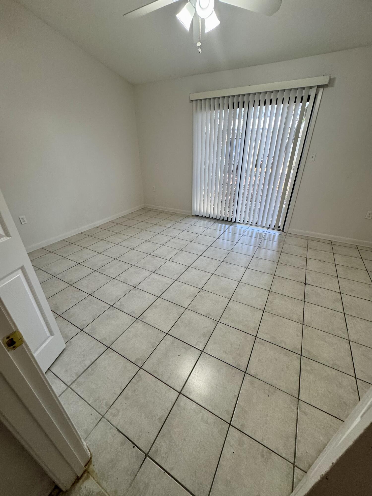 SCOTTWOOD - Residential Lease