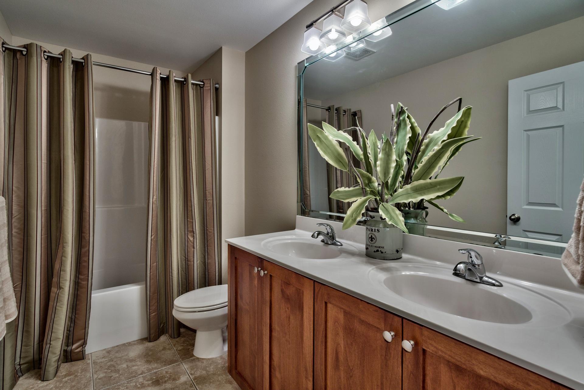 CALUSA BAY S/D - Residential