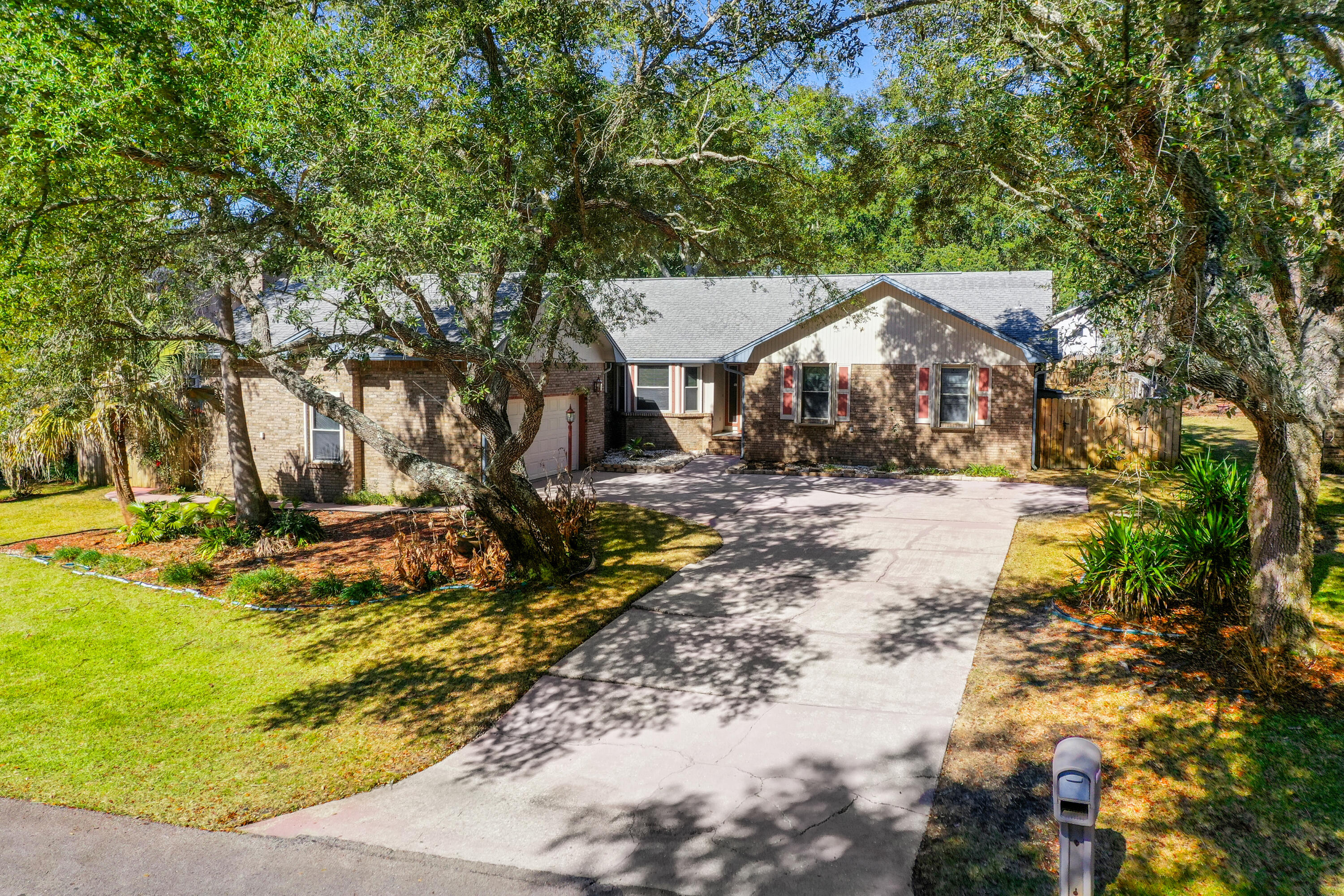 CARIBEAN VILLAGE WEST - Residential