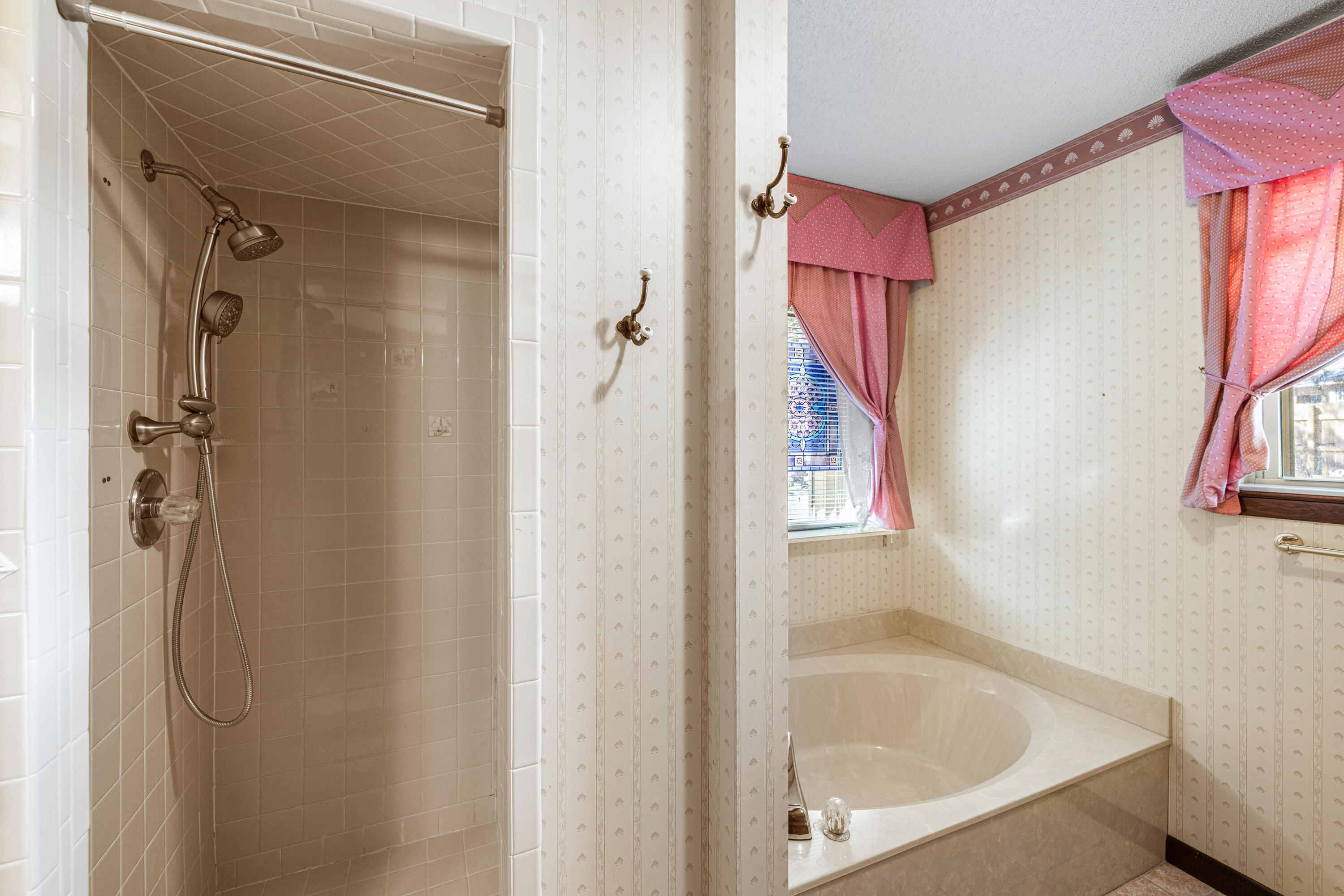 CARIBEAN VILLAGE WEST - Residential