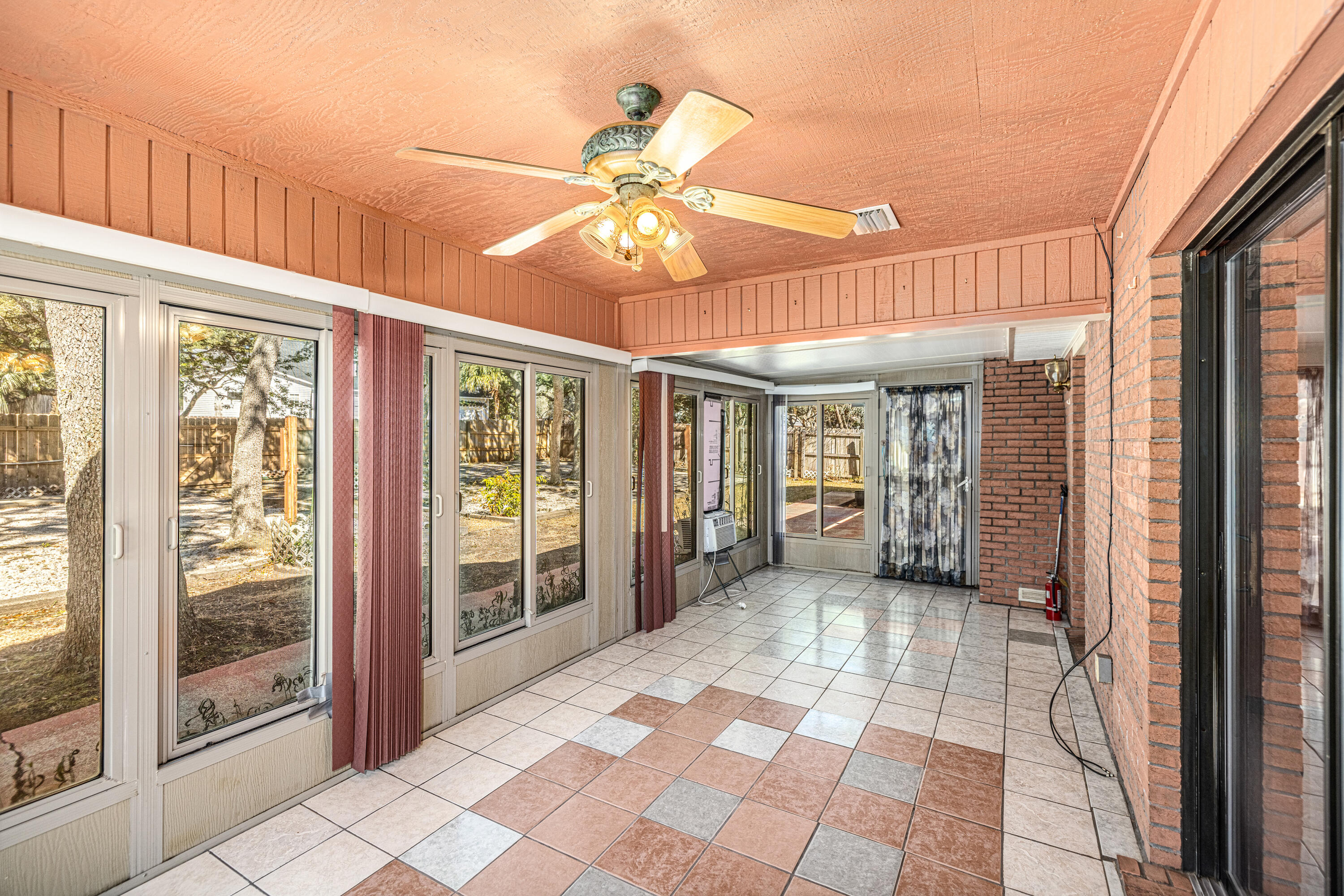 CARIBEAN VILLAGE WEST - Residential