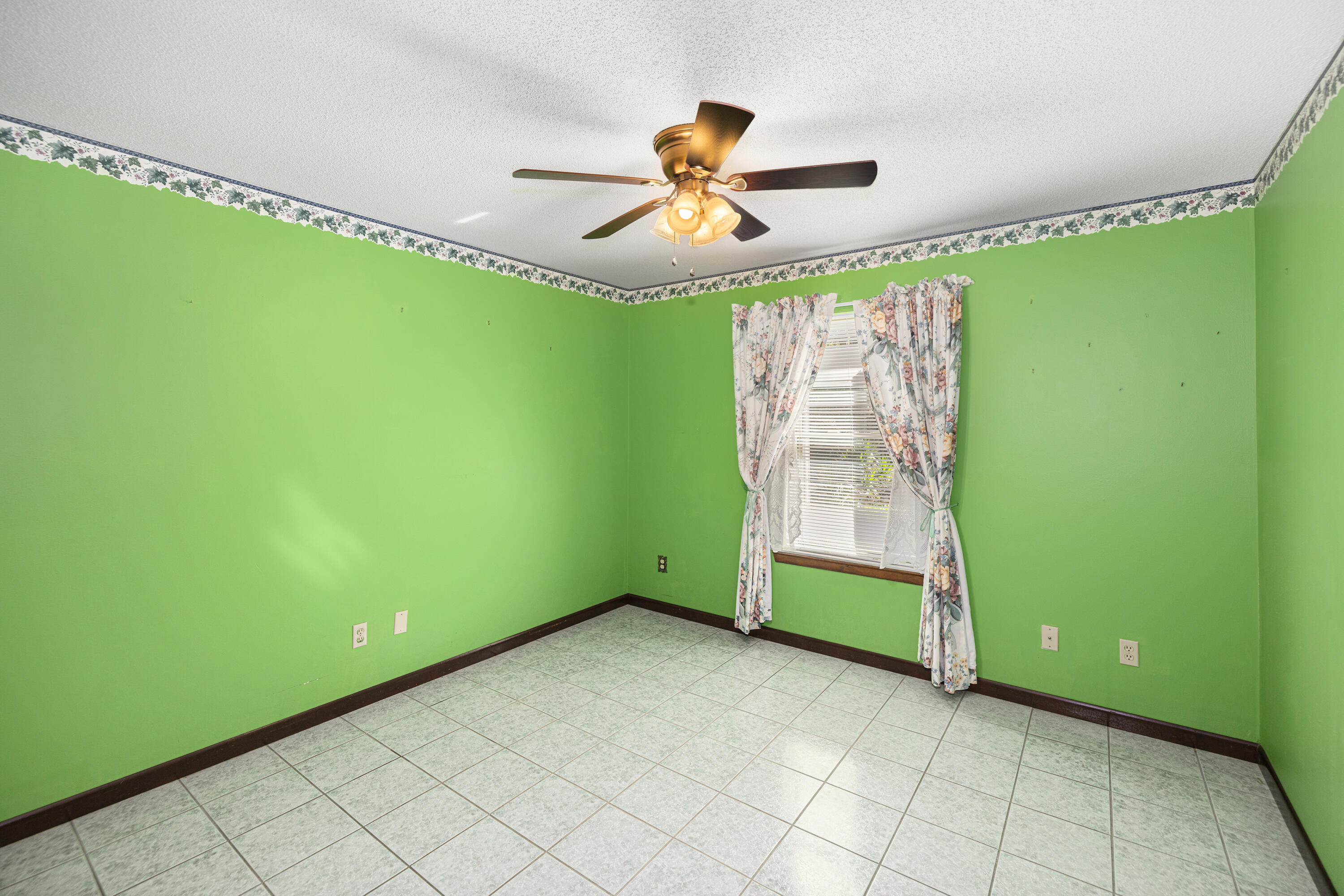 CARIBEAN VILLAGE WEST - Residential