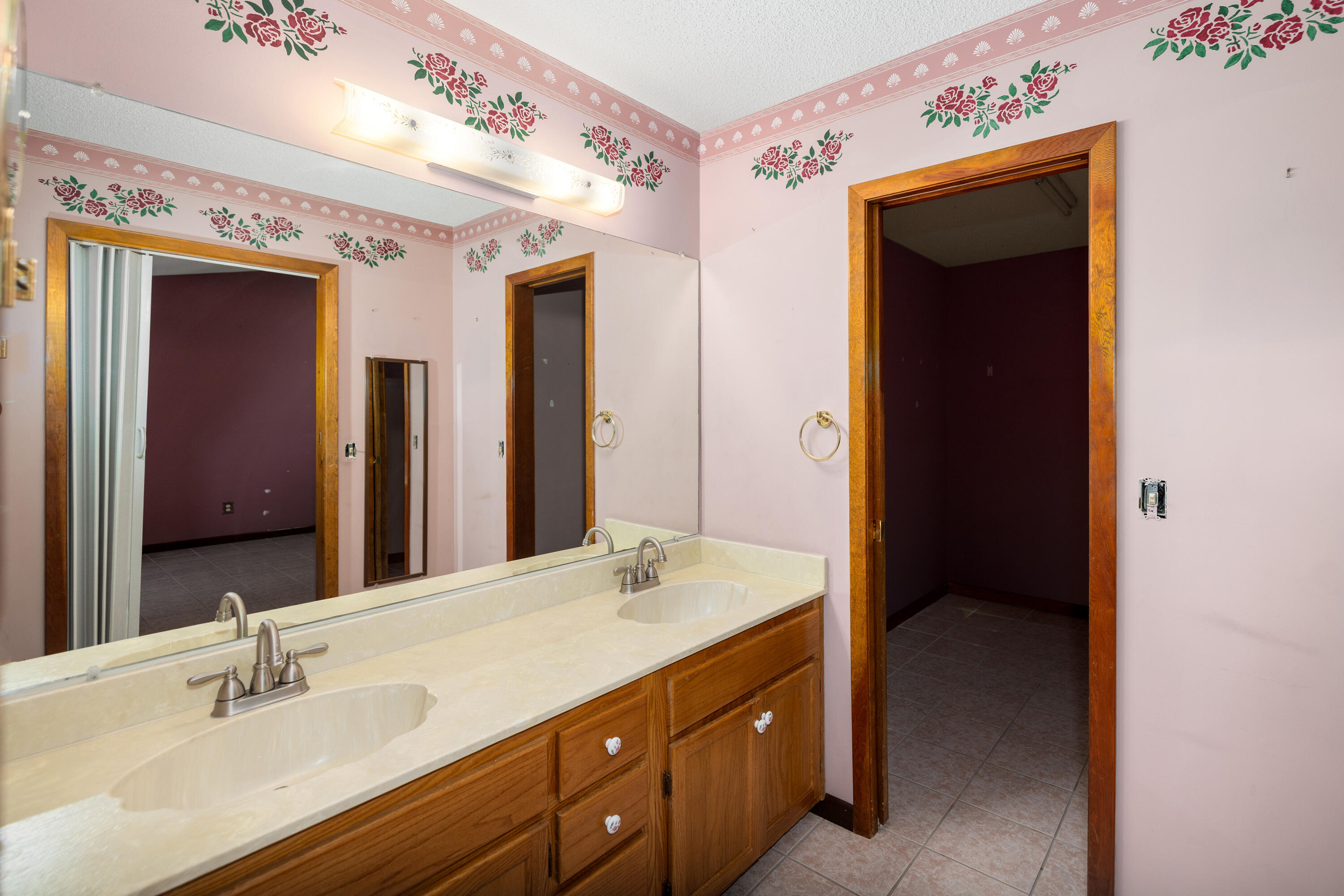 CARIBEAN VILLAGE WEST - Residential