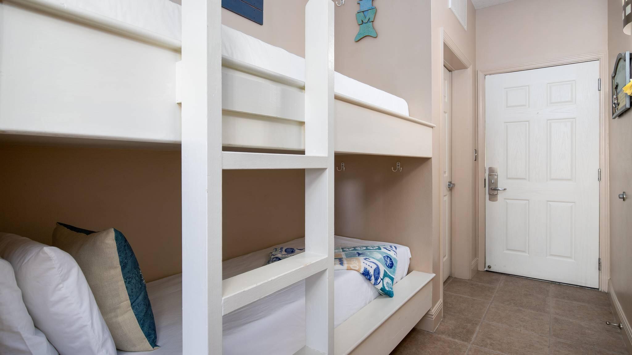 ARIEL DUNES - Residential