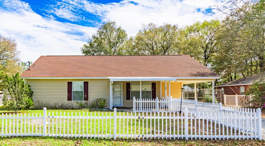 2 Bedroom 2 Bath home conveniently located near downtown Crestview and all the city has to offer. This well-maintained home sits on a quiet street with a spacious private lot.
Inside, you'll find a freshly updated interior with new paint and flooring throughout. The kitchen features a brand new stainless steel range along with well-maintained cabinetry and other appliances in great condition. 
With roomy bedrooms, a large laundry area, and a cozy enclosed patio, there's plenty of space for comfort living and relaxation. 
Outside, both the front and back yards are fenced for privacy and security. Plus, there's a shed in the backyard wired for a generator hookup.
Don't miss out on this charming home that combines modern comfort with peaceful living in Crestview.