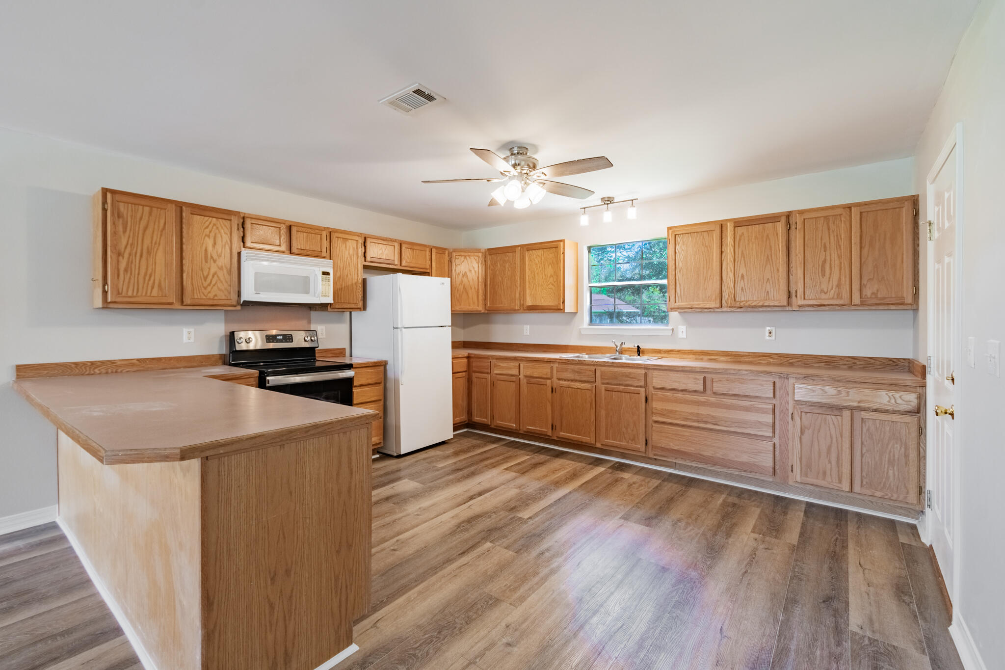 WINDING CREEK ESTATES PH 2 - Residential