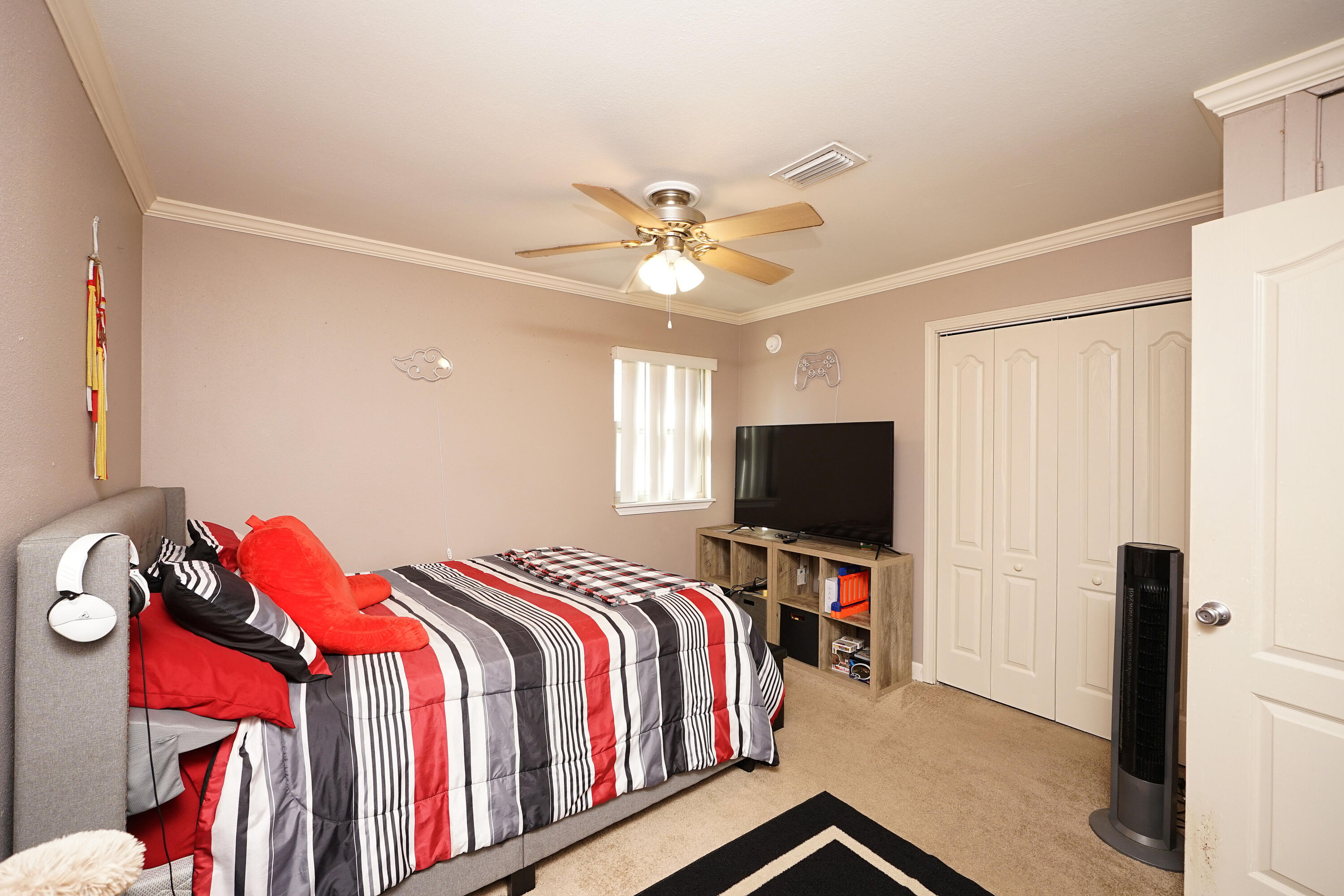 KENWOOD S/D 1ST ADDN - Residential