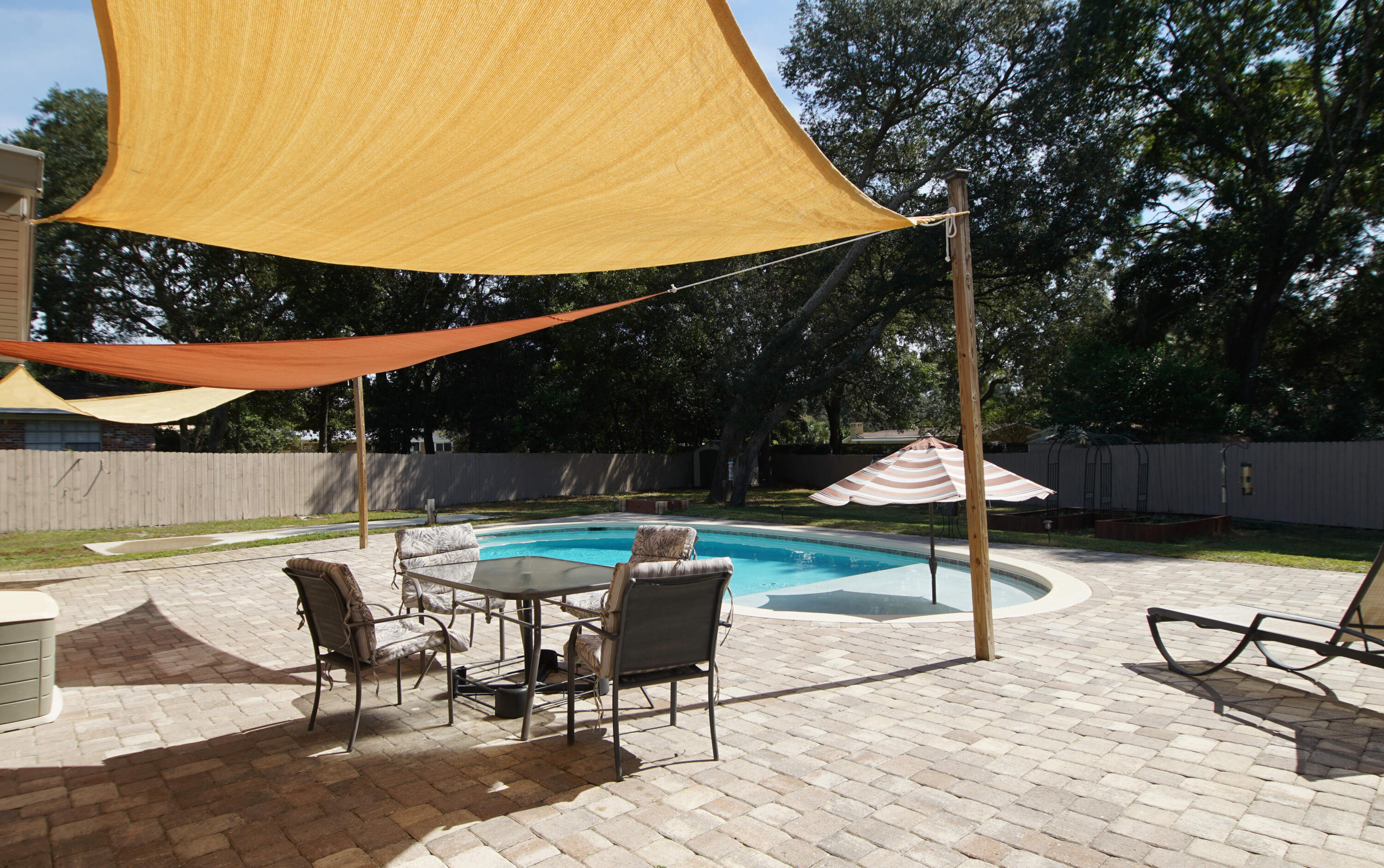 KENWOOD S/D 1ST ADDN - Residential