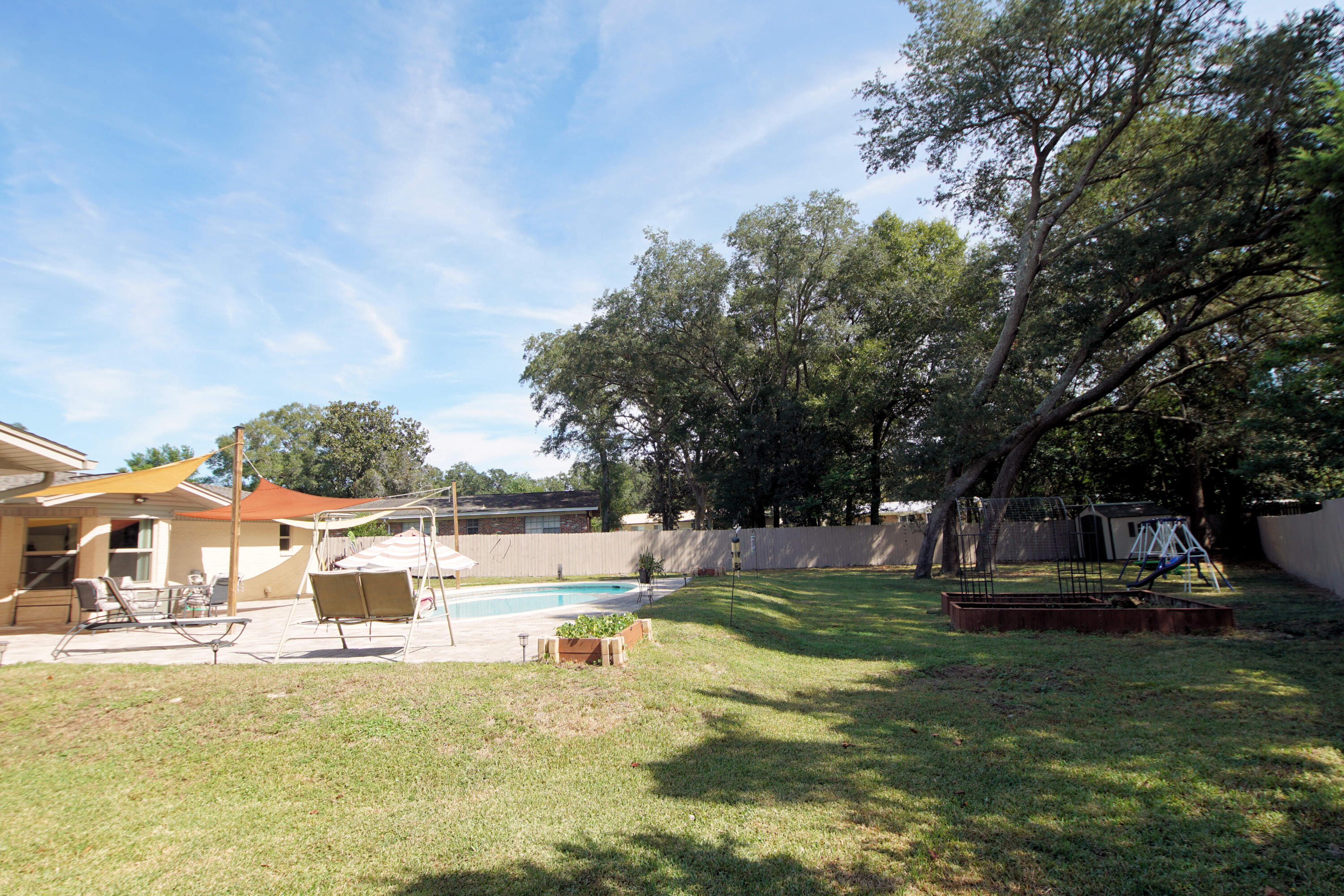 KENWOOD S/D 1ST ADDN - Residential