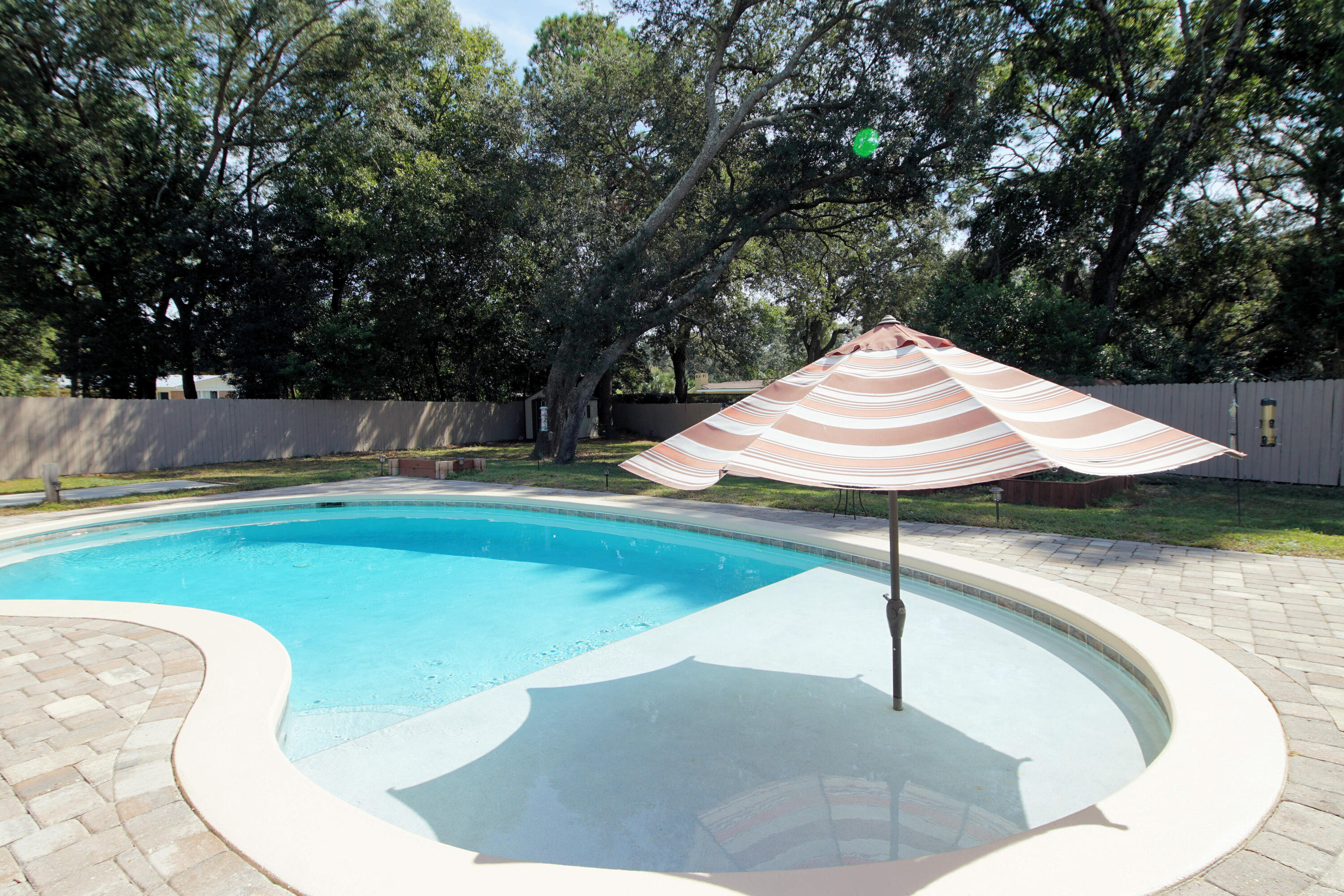 KENWOOD S/D 1ST ADDN - Residential