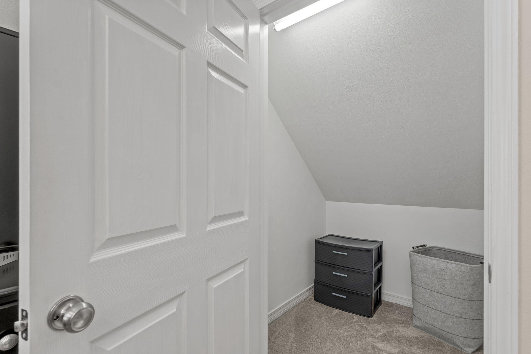 BERNATH PLACE THE - Residential
