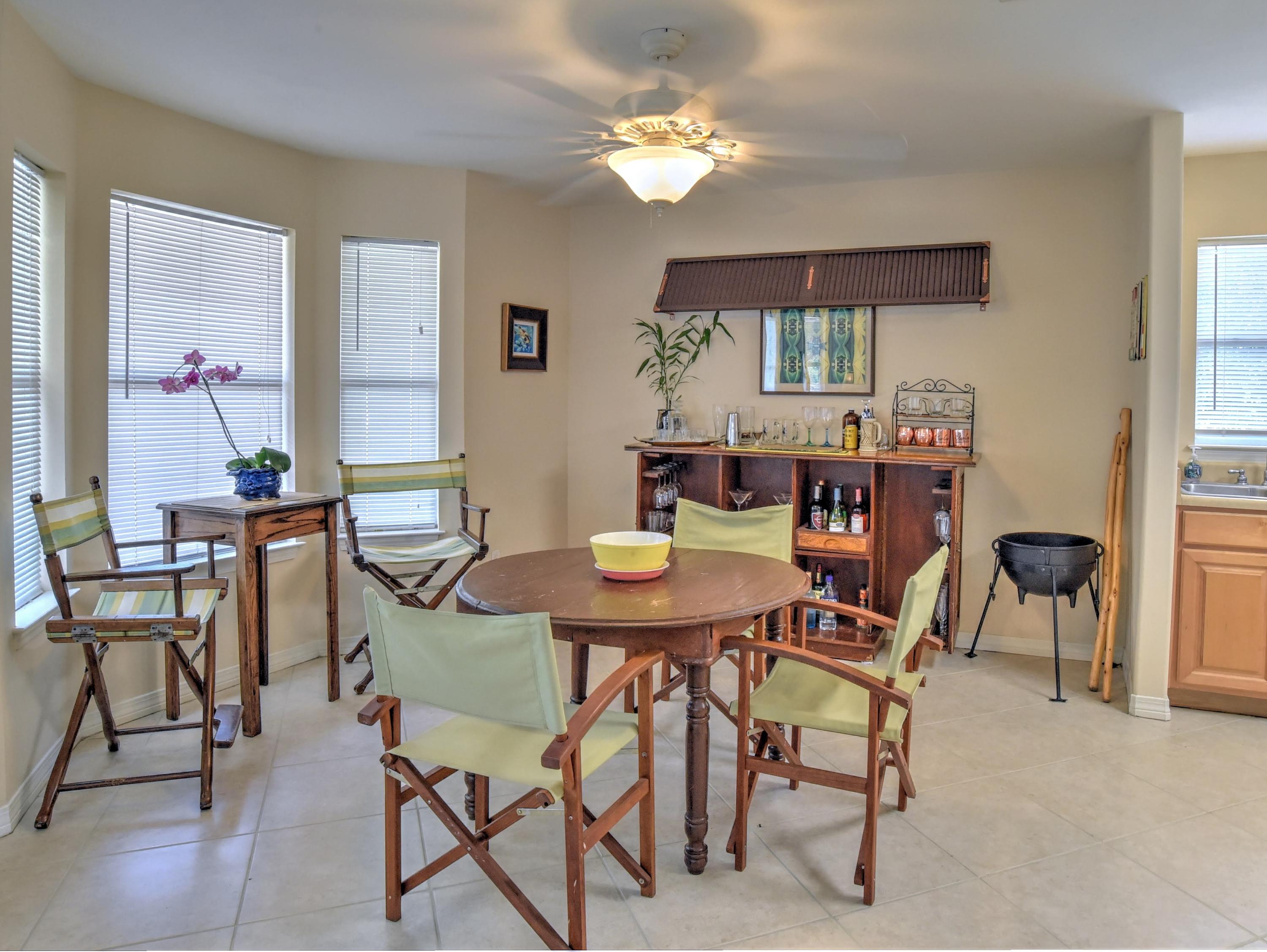 TOWN OF SANTA ROSA - Residential