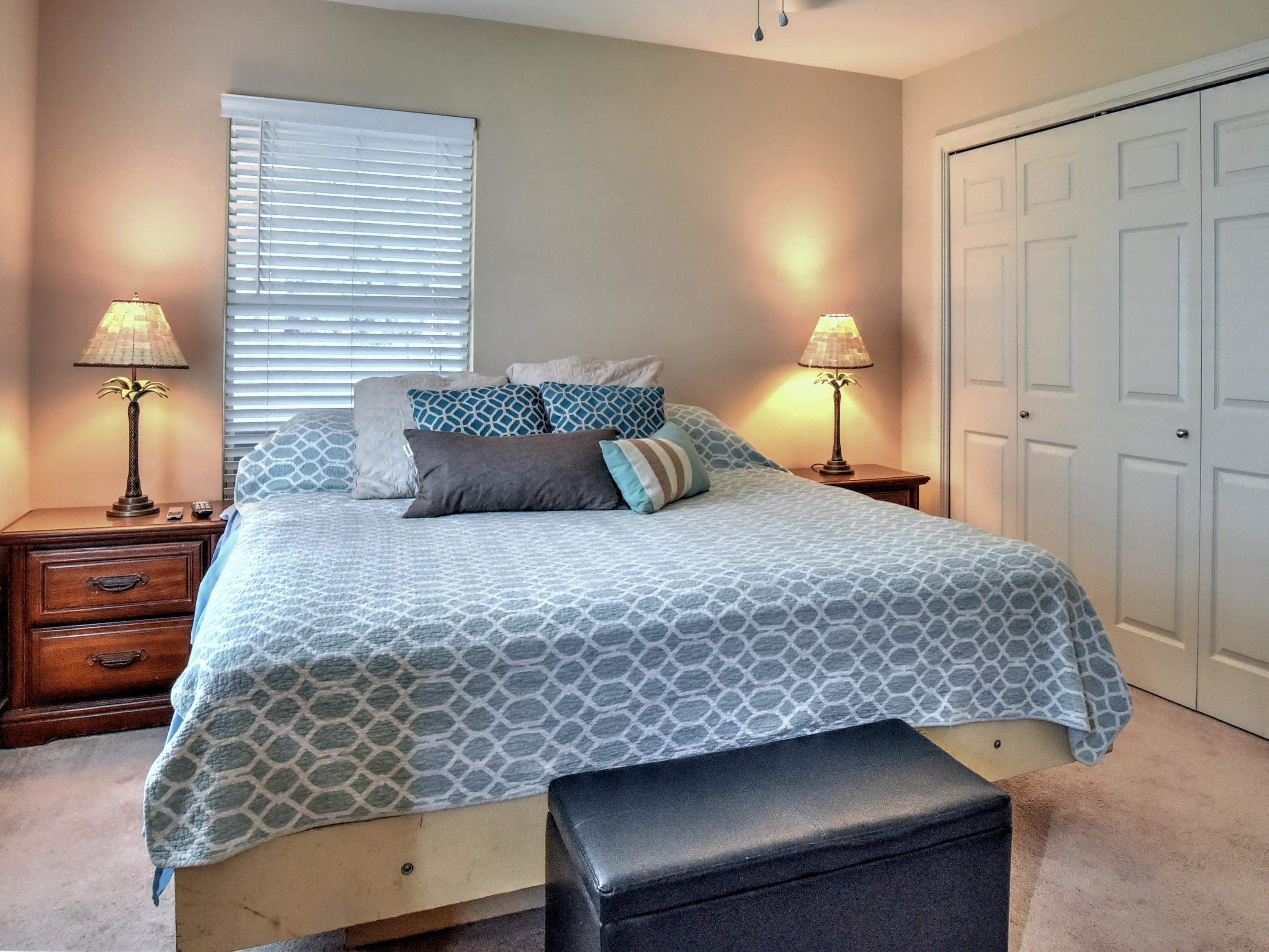 TOWN OF SANTA ROSA - Residential