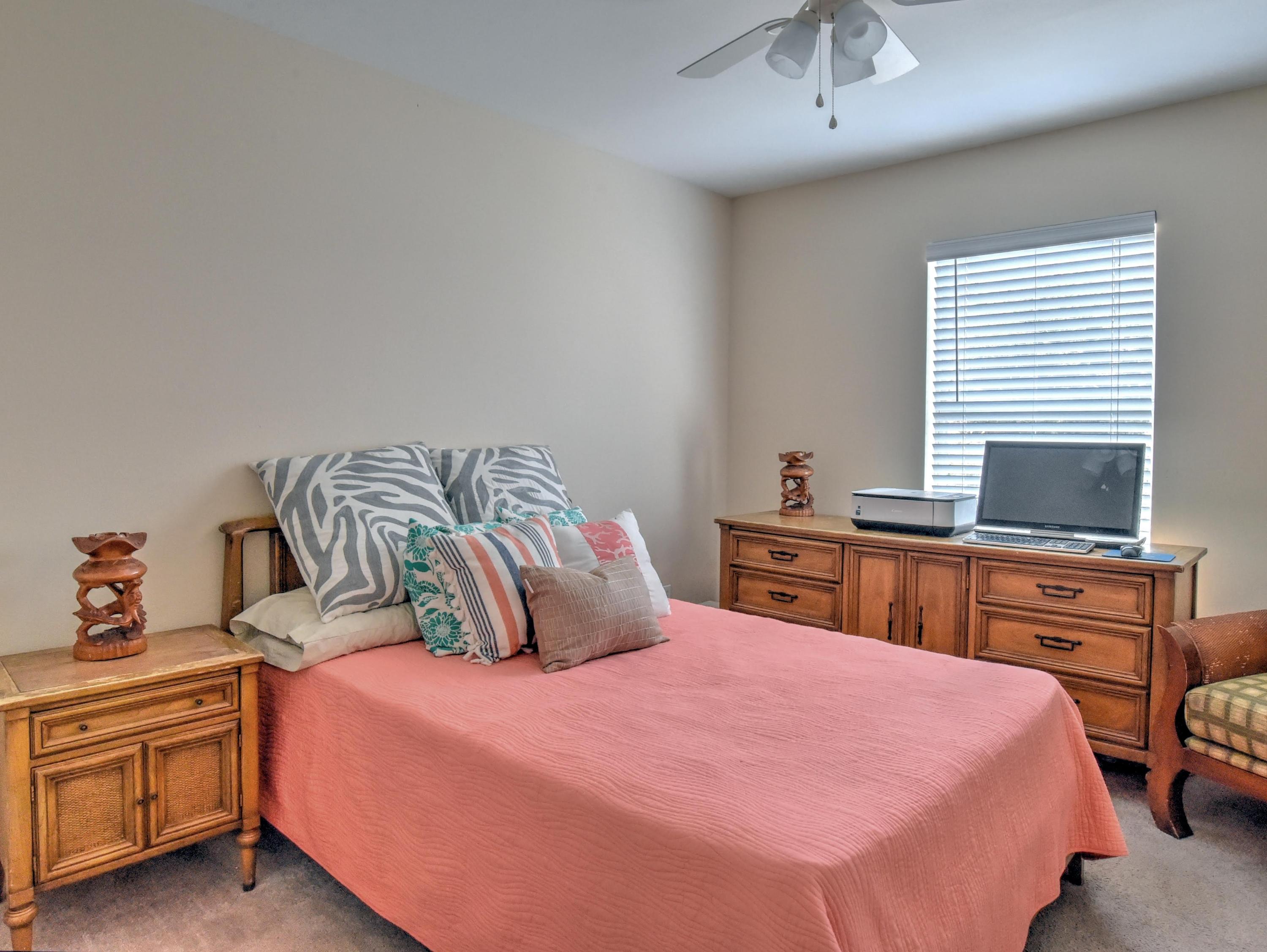 TOWN OF SANTA ROSA - Residential