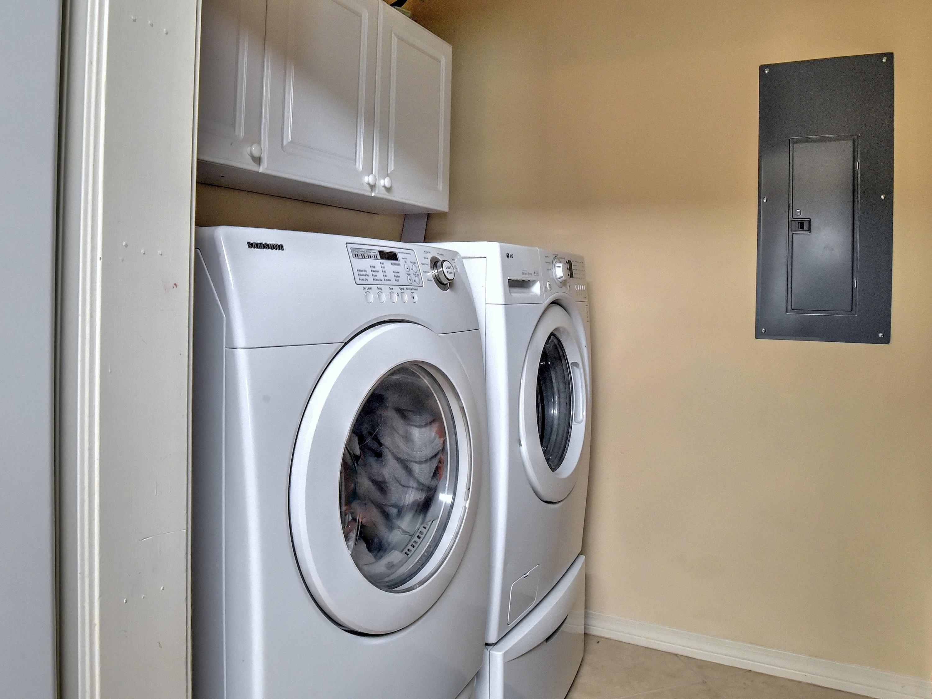 TOWN OF SANTA ROSA - Residential