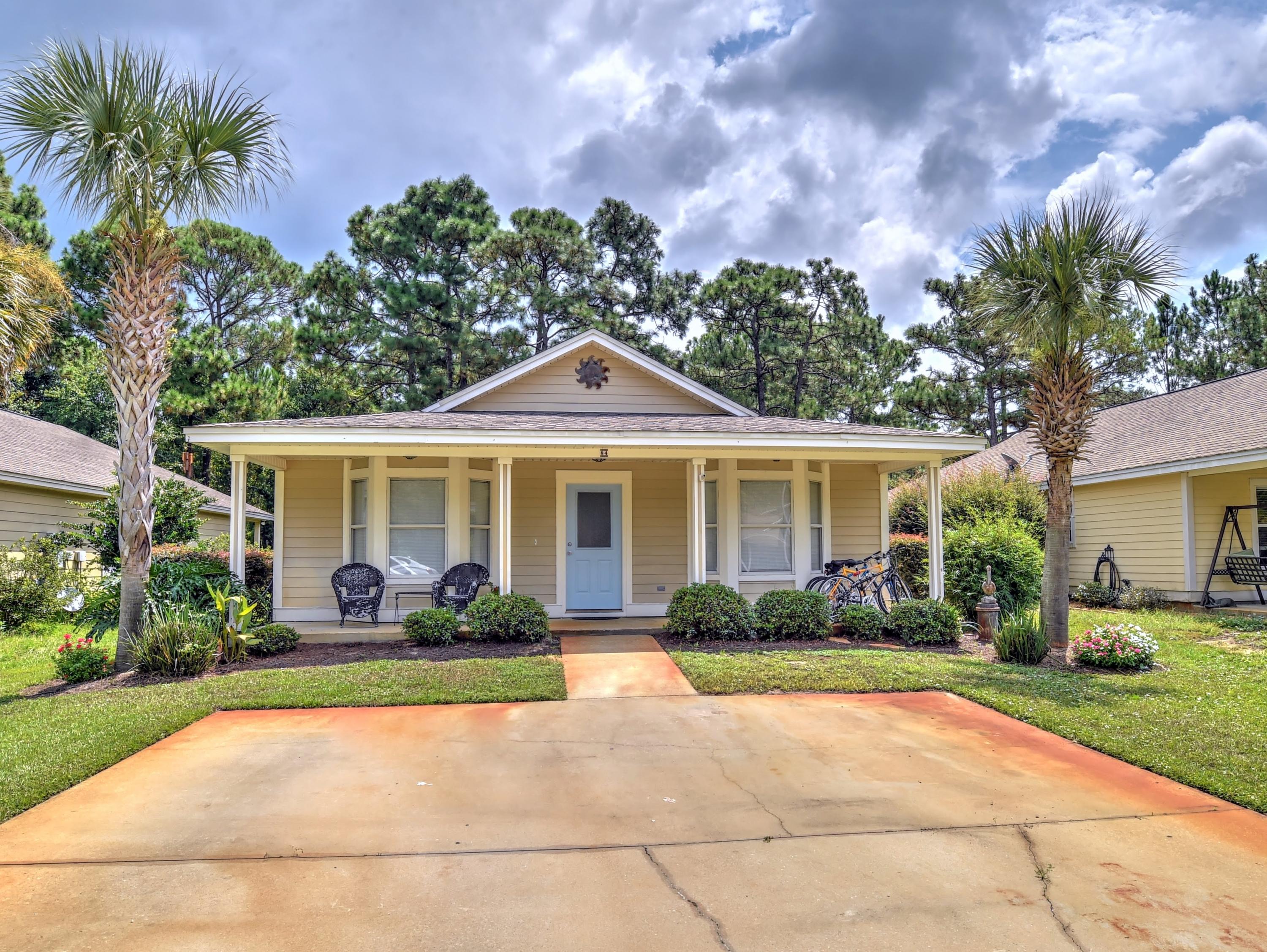 TOWN OF SANTA ROSA - Residential