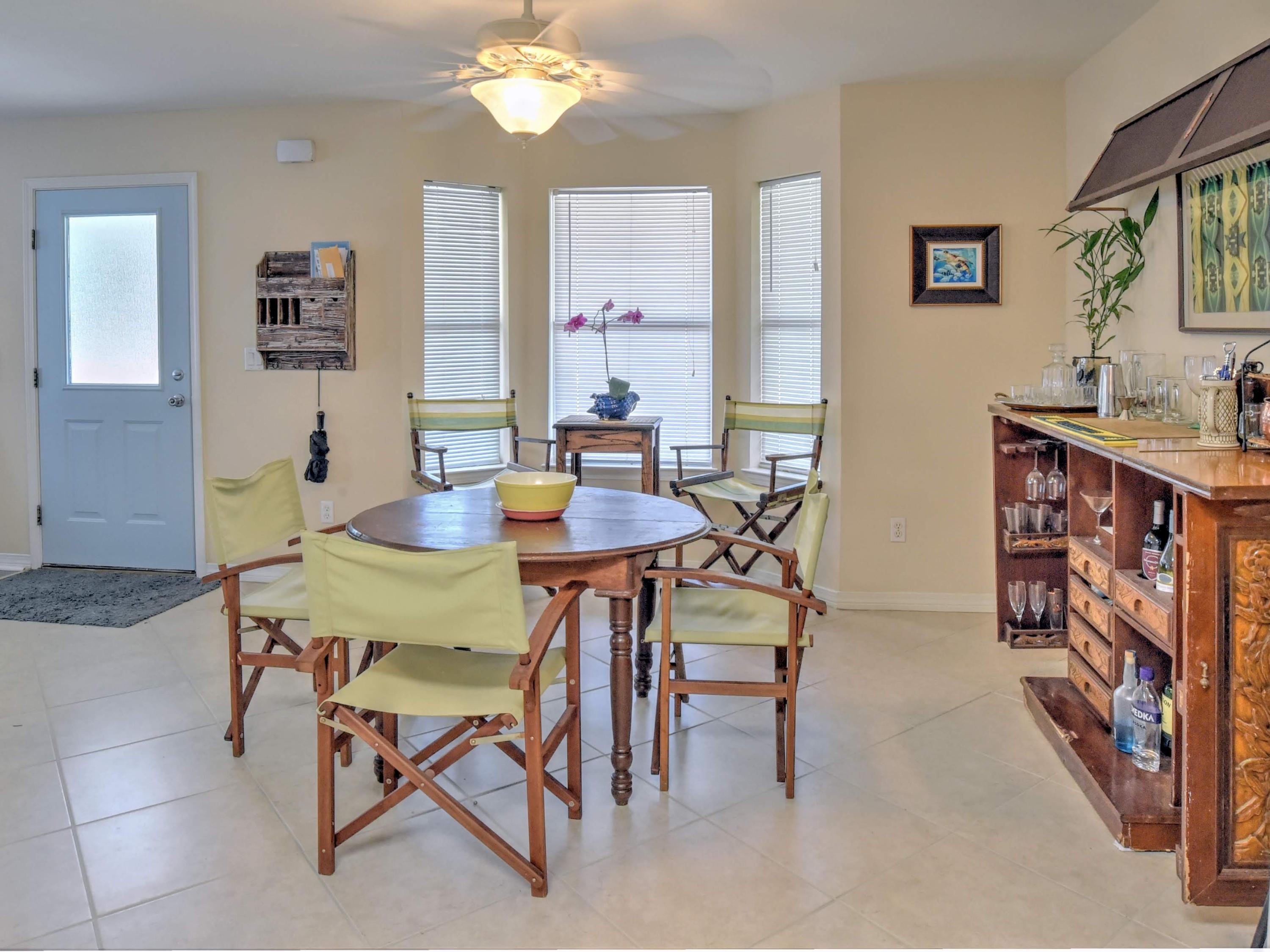 TOWN OF SANTA ROSA - Residential