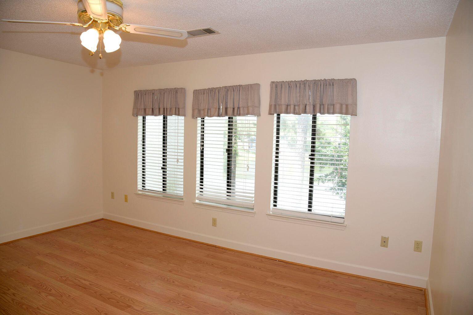 LAKESIDE CONDO AT BLUEWATER BAY - Residential Lease