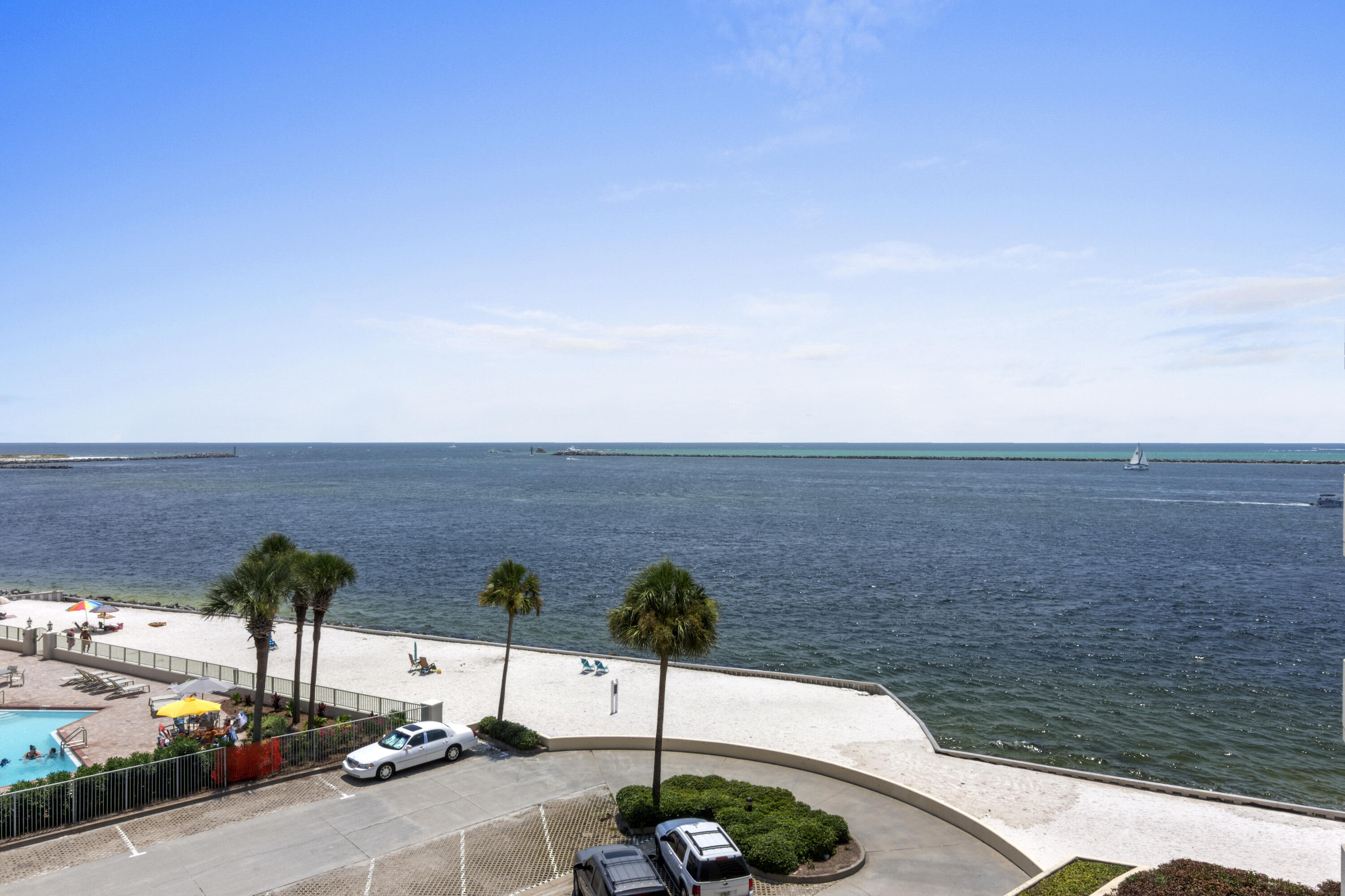 EAST PASS TOWERS CONDO PH 2 - Residential