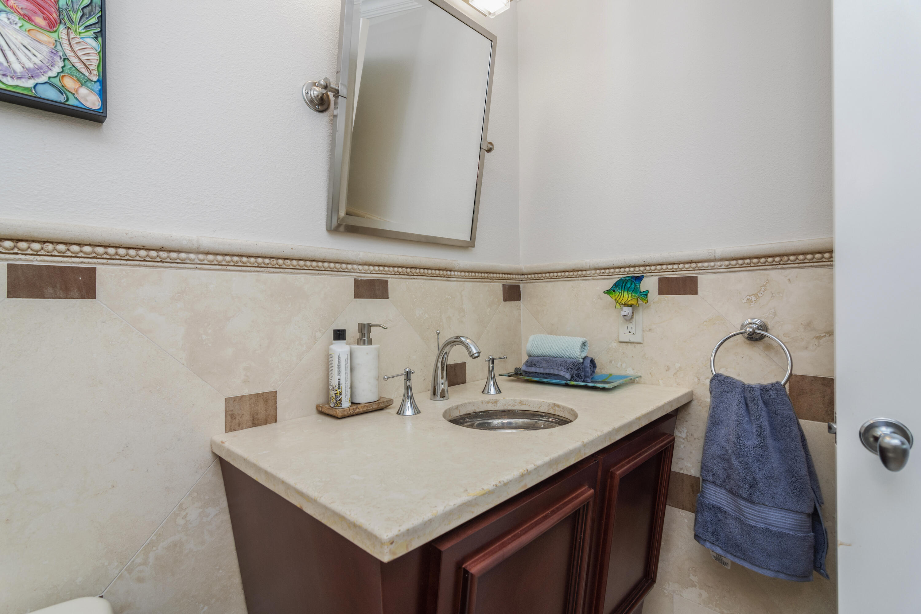 EAST PASS TOWERS CONDO PH 2 - Residential