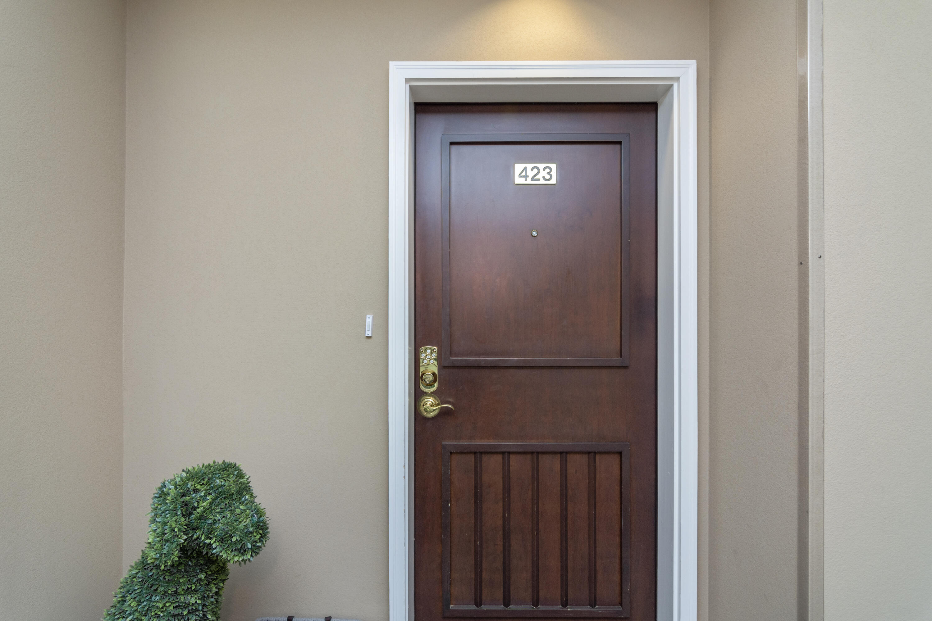 EAST PASS TOWERS CONDO PH 2 - Residential