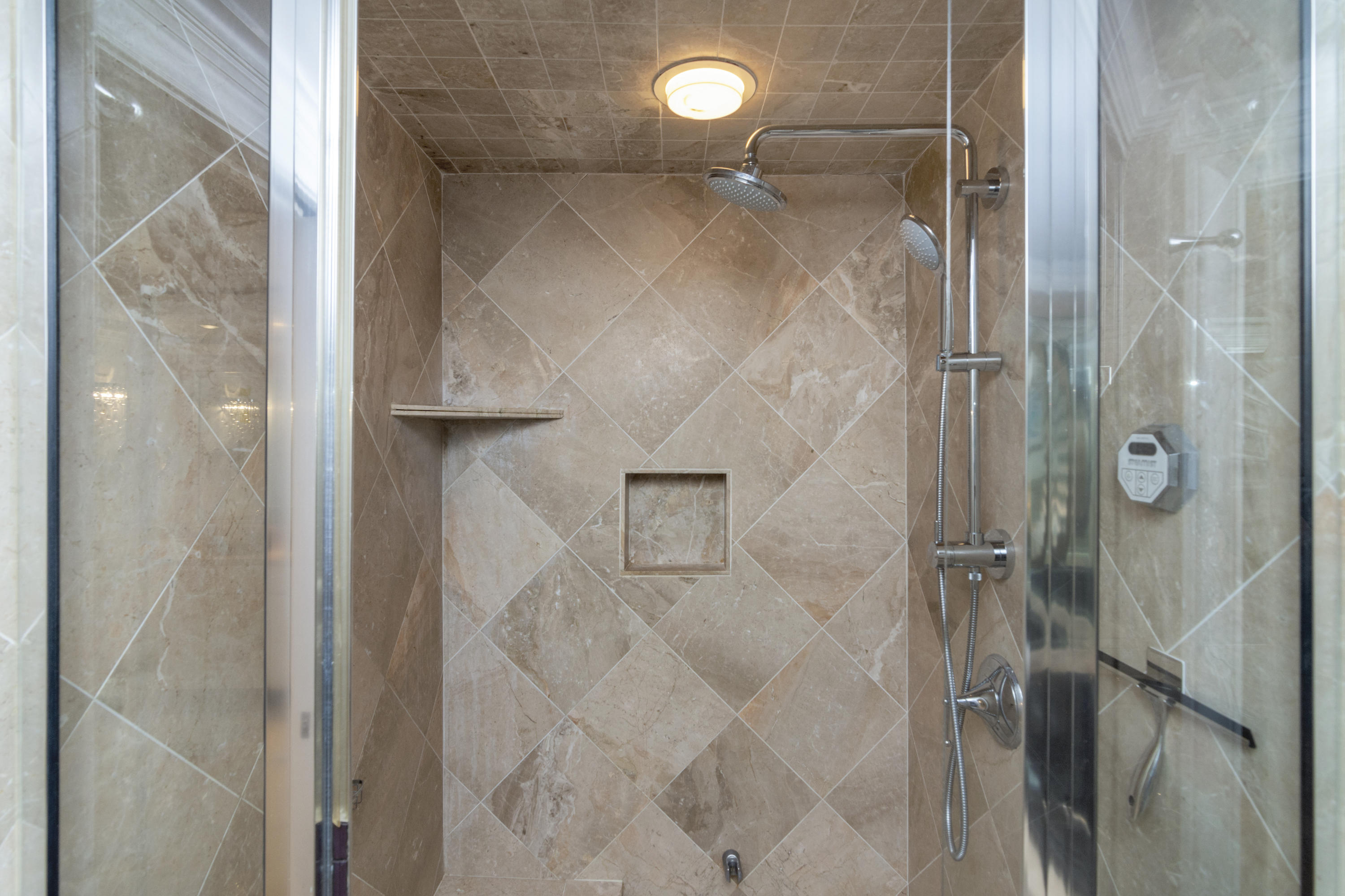 EAST PASS TOWERS CONDO PH 2 - Residential