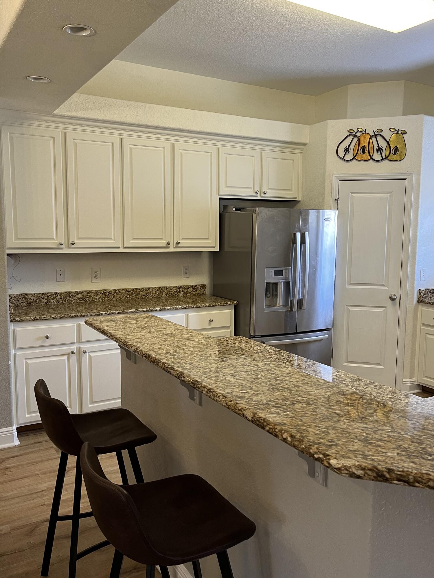 FOX VALLEY - Residential