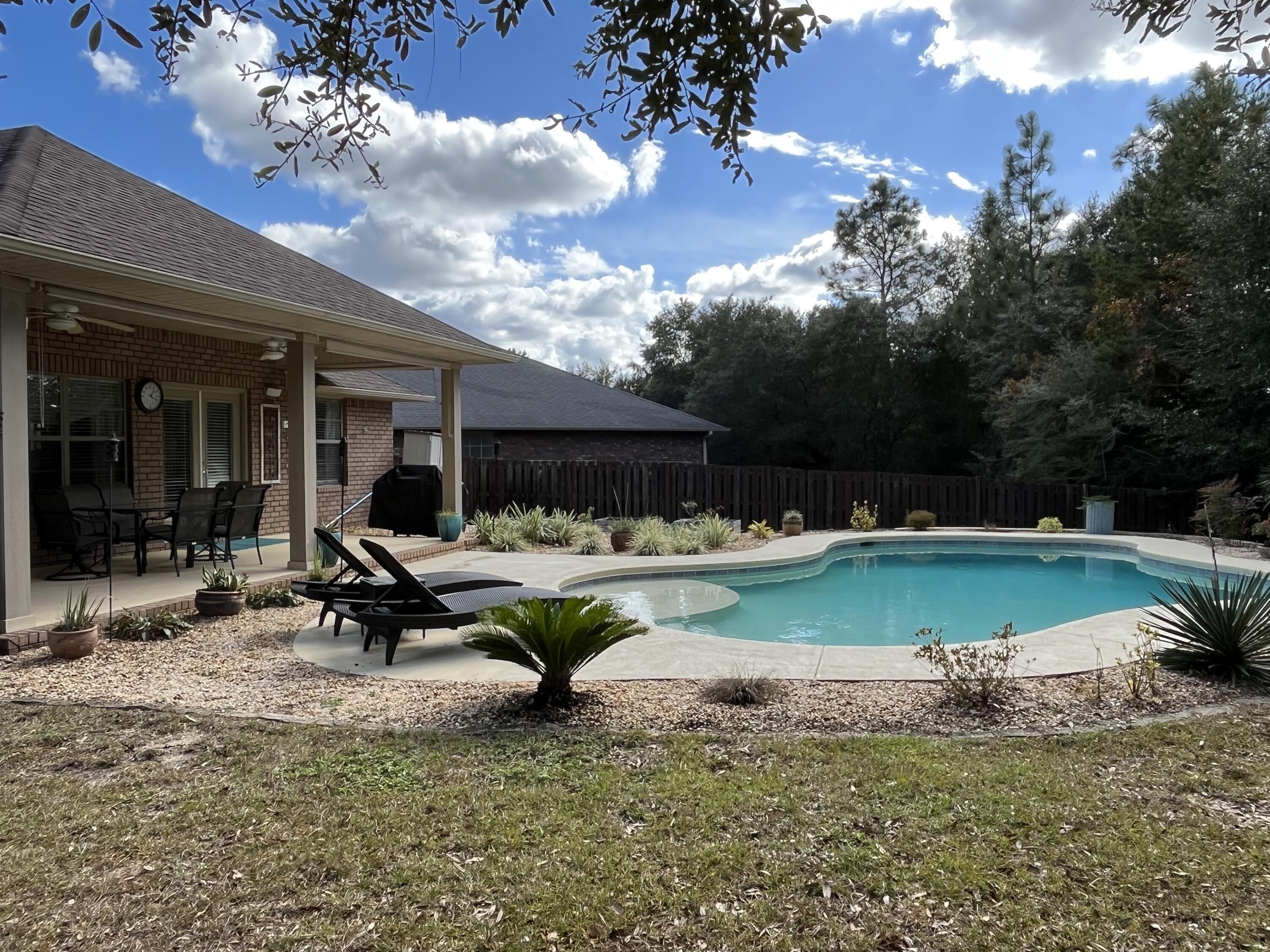 FOX VALLEY - Residential