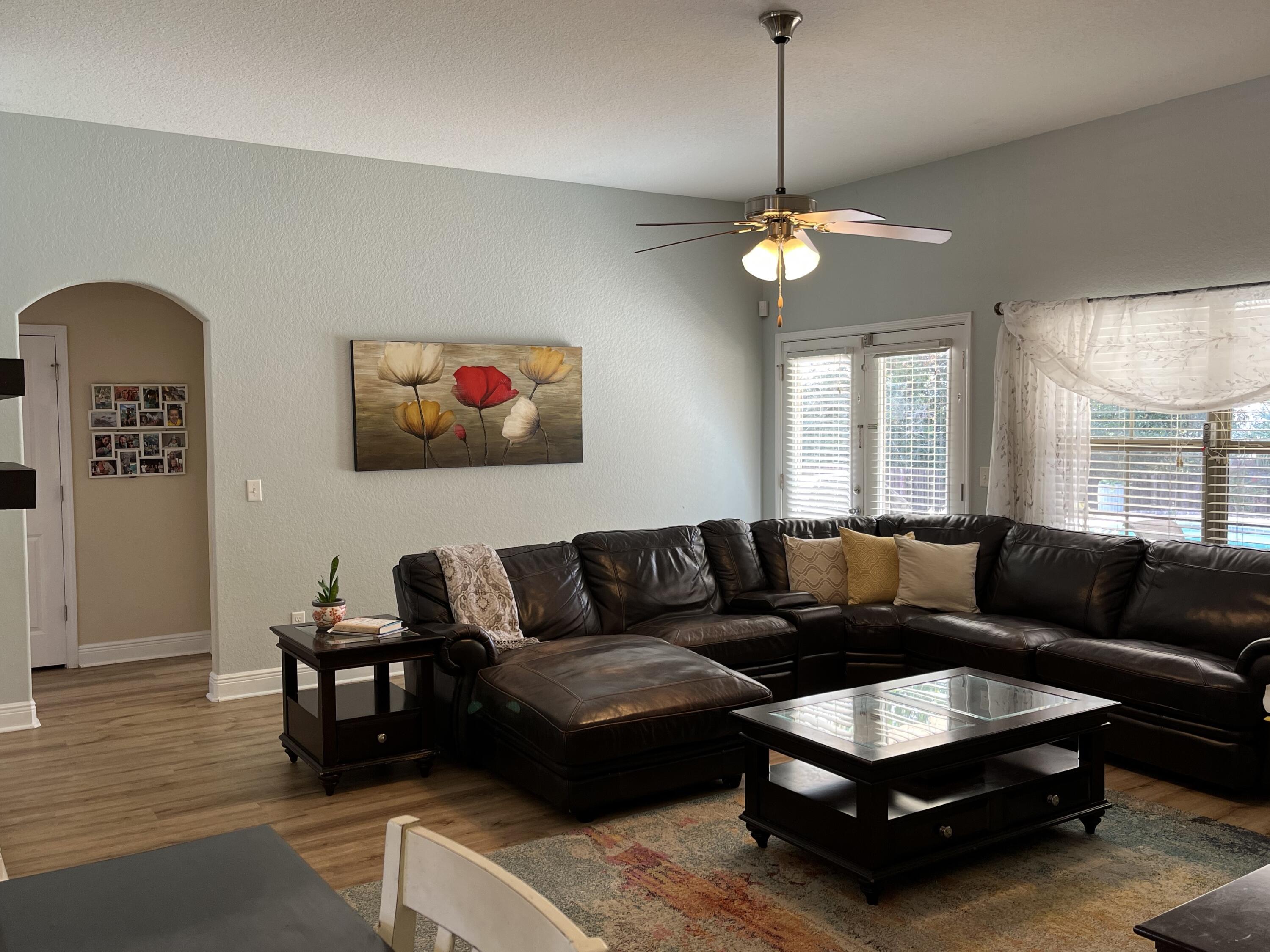 FOX VALLEY - Residential