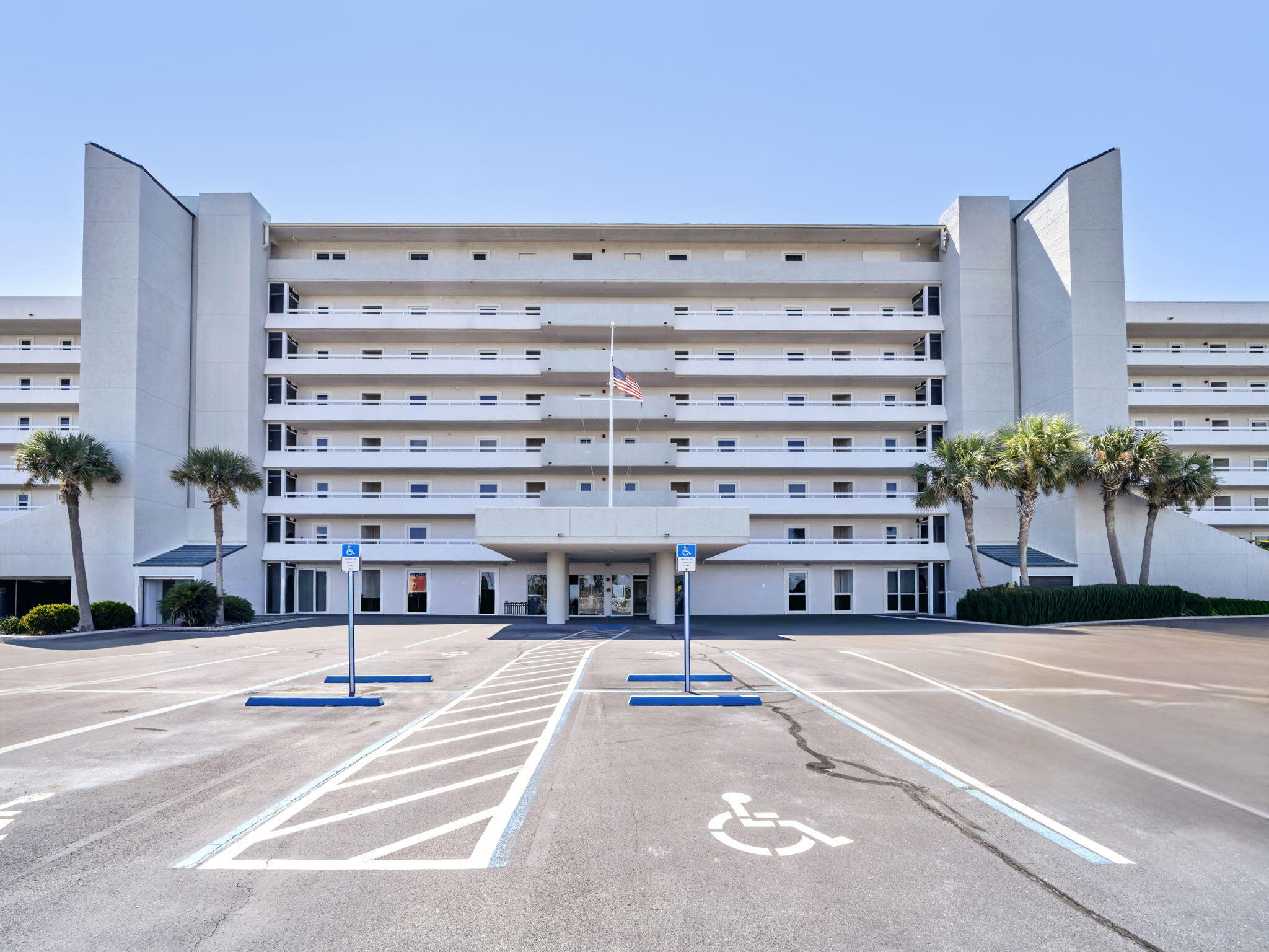 GRAND MARINER PH 3 - Residential
