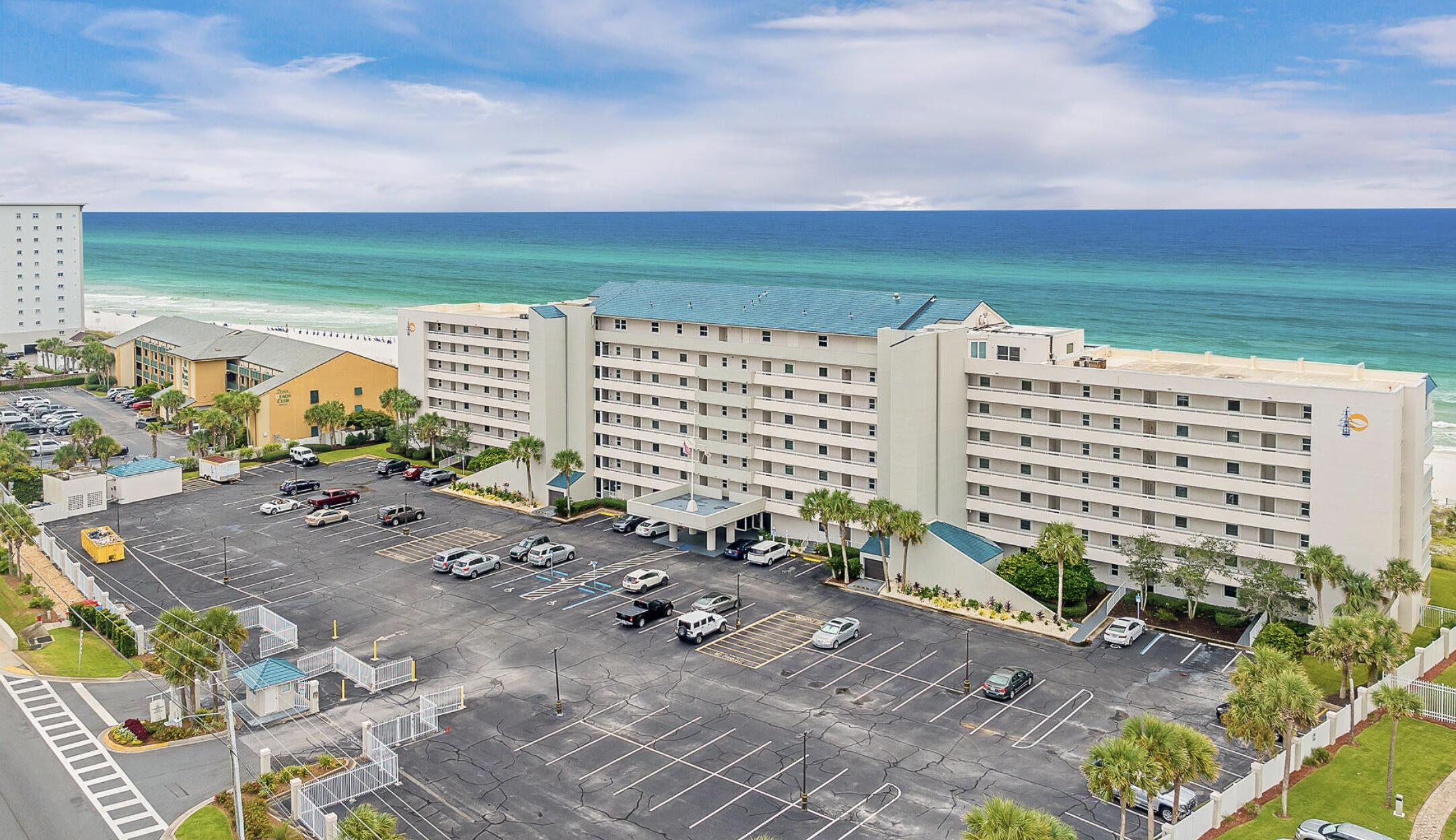 GRAND MARINER PH 3 - Residential