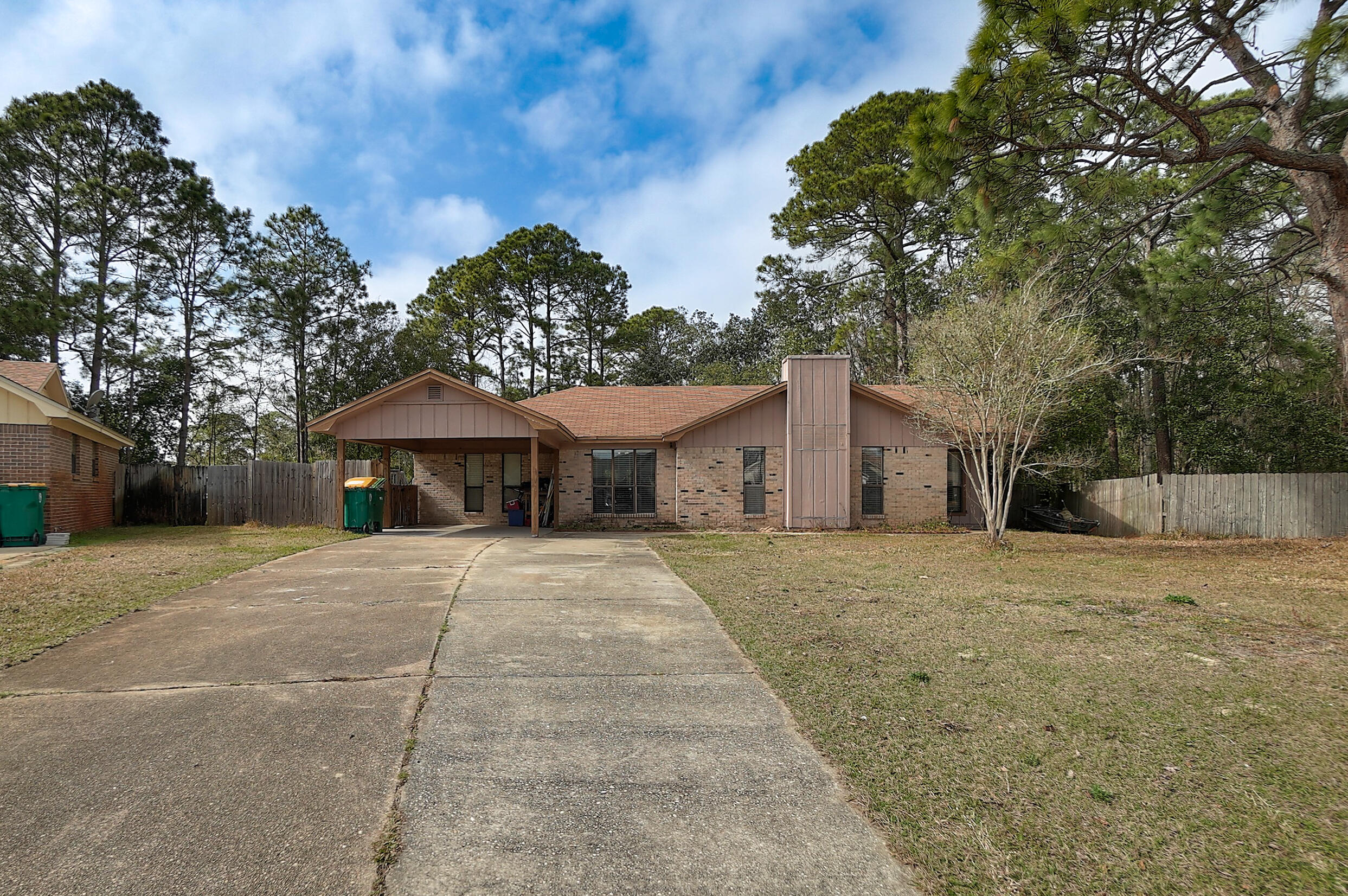 CIMARRON EST LOT 15 BLK B - Residential