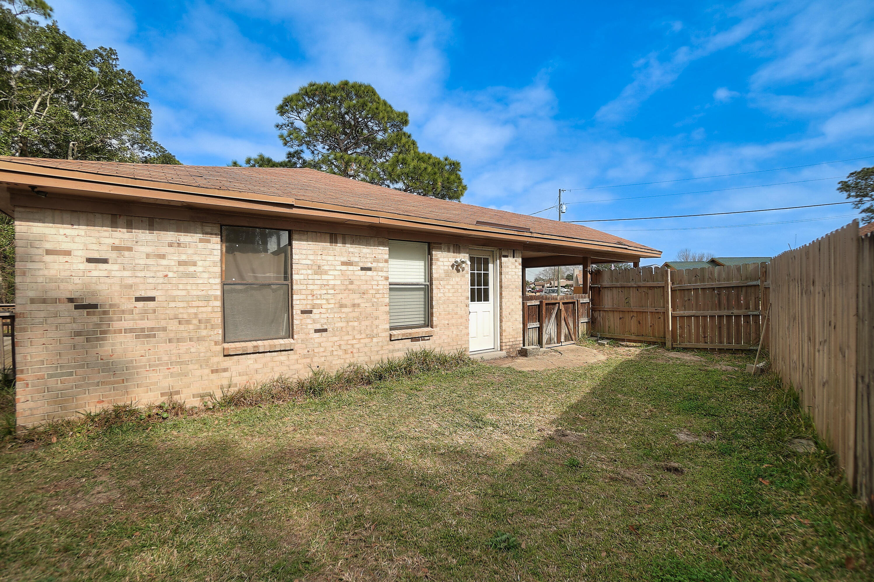 CIMARRON EST LOT 15 BLK B - Residential