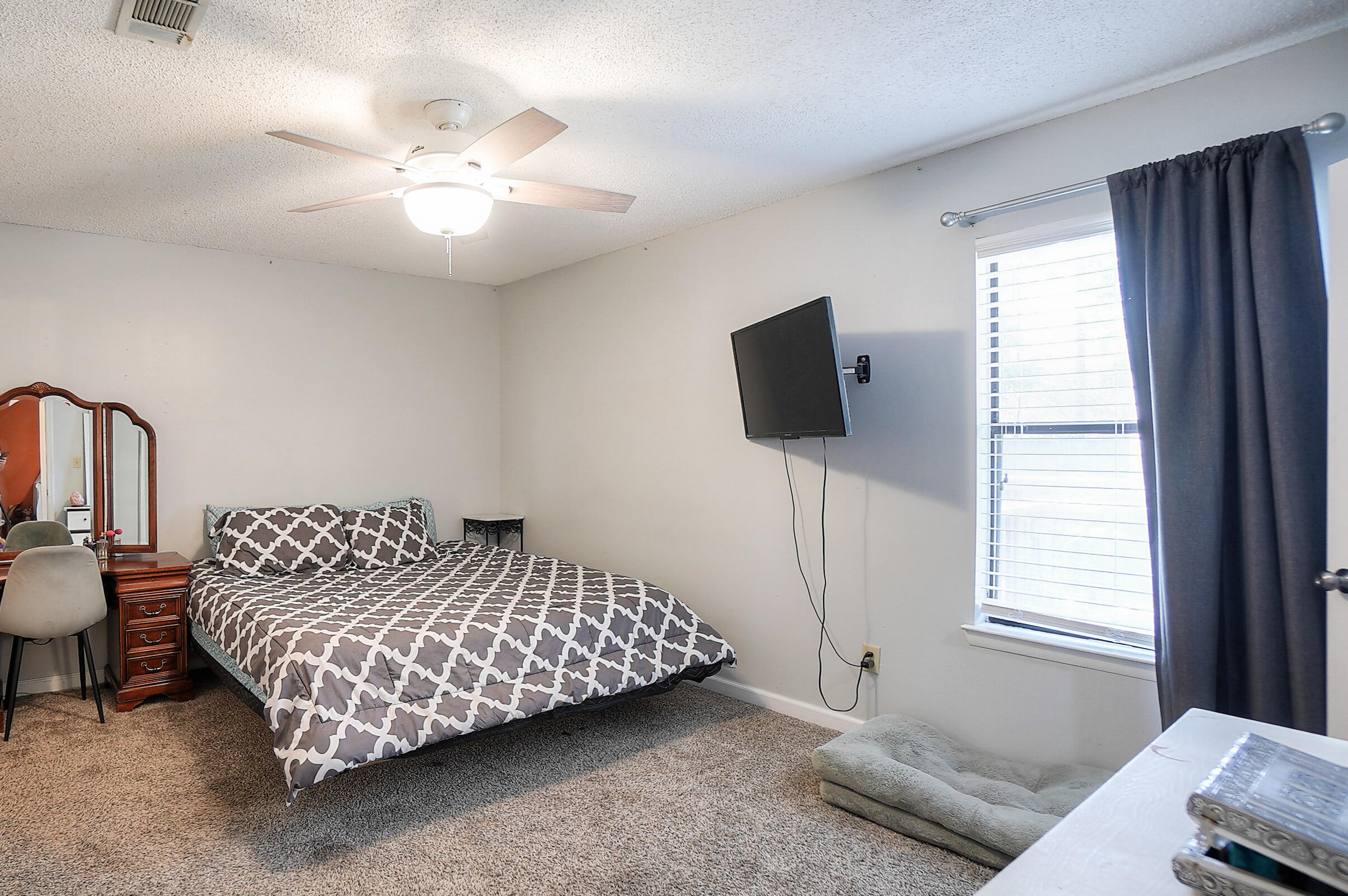 CIMARRON EST LOT 15 BLK B - Residential