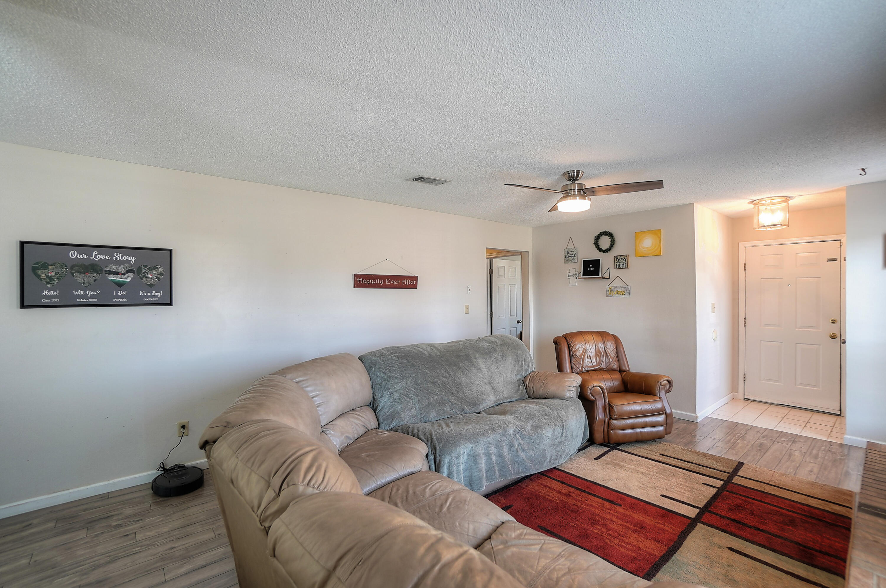 CIMARRON EST LOT 15 BLK B - Residential