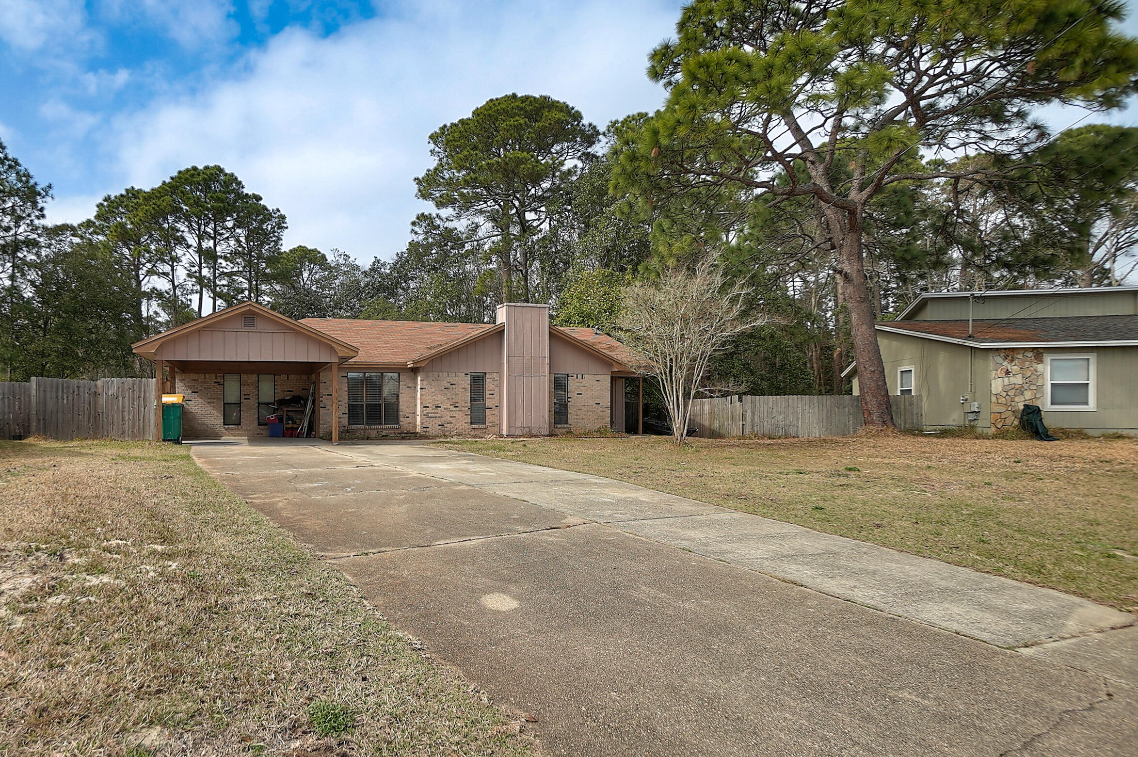 CIMARRON EST LOT 15 BLK B - Residential