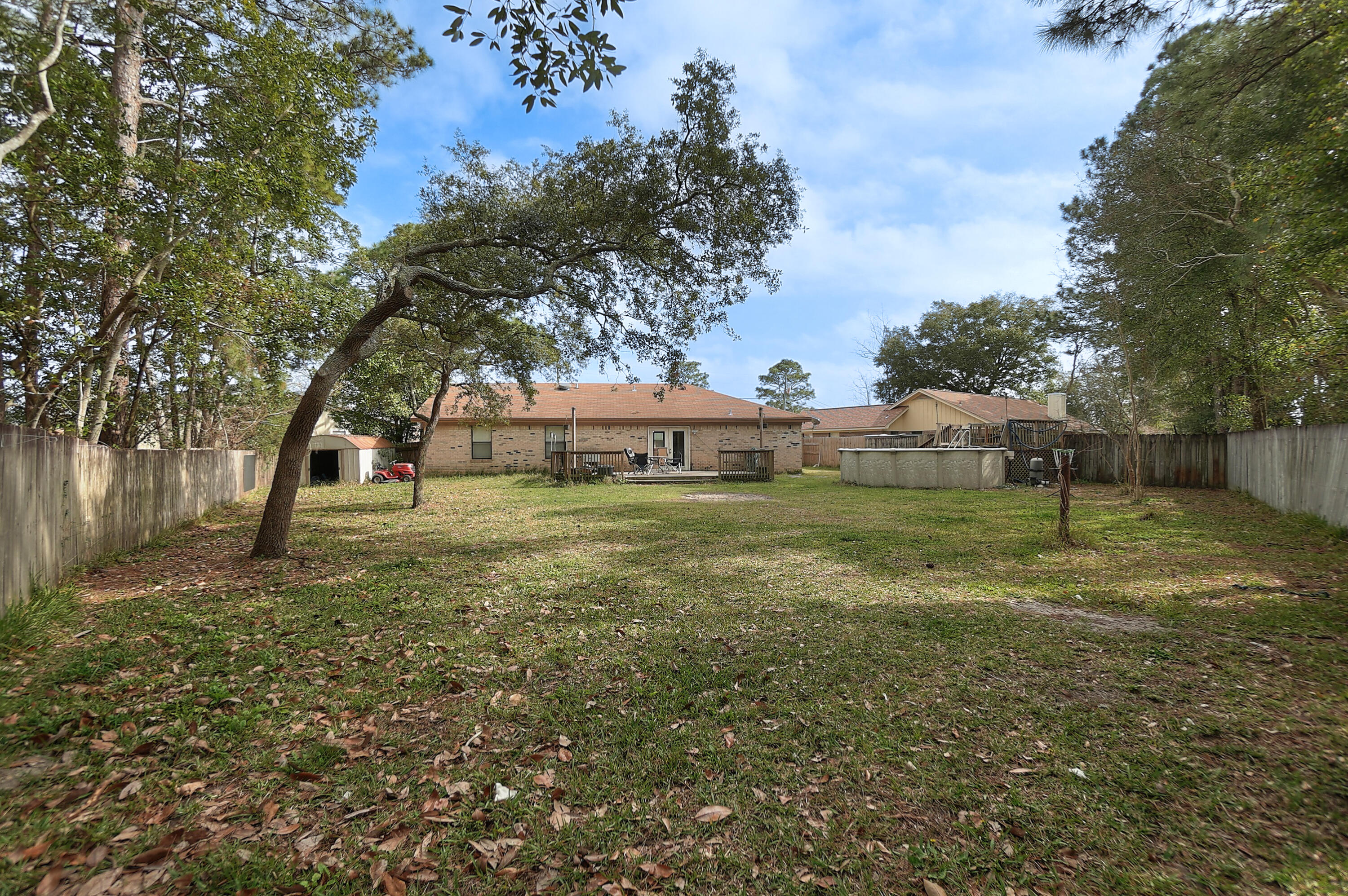 CIMARRON EST LOT 15 BLK B - Residential