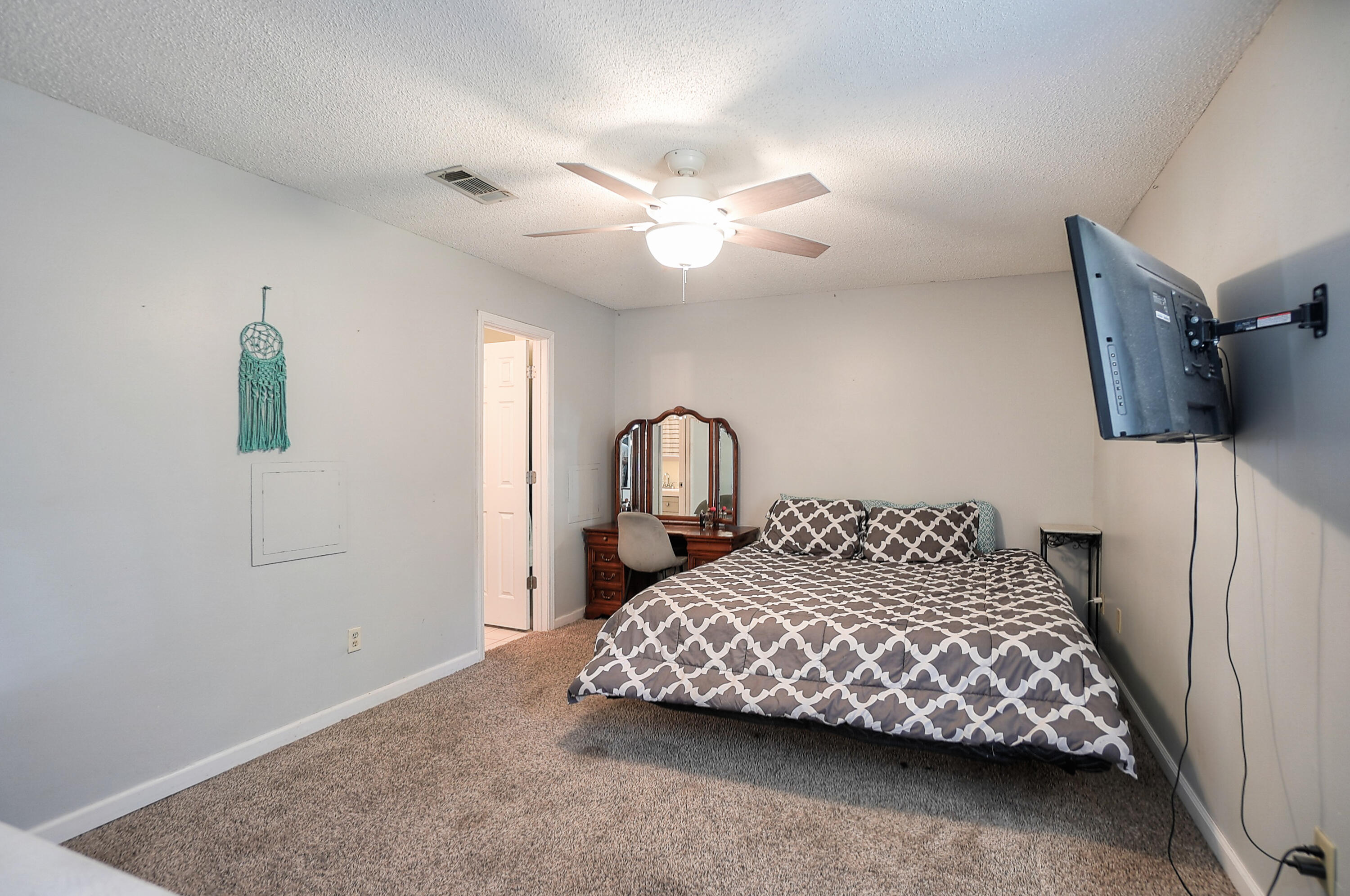 CIMARRON EST LOT 15 BLK B - Residential