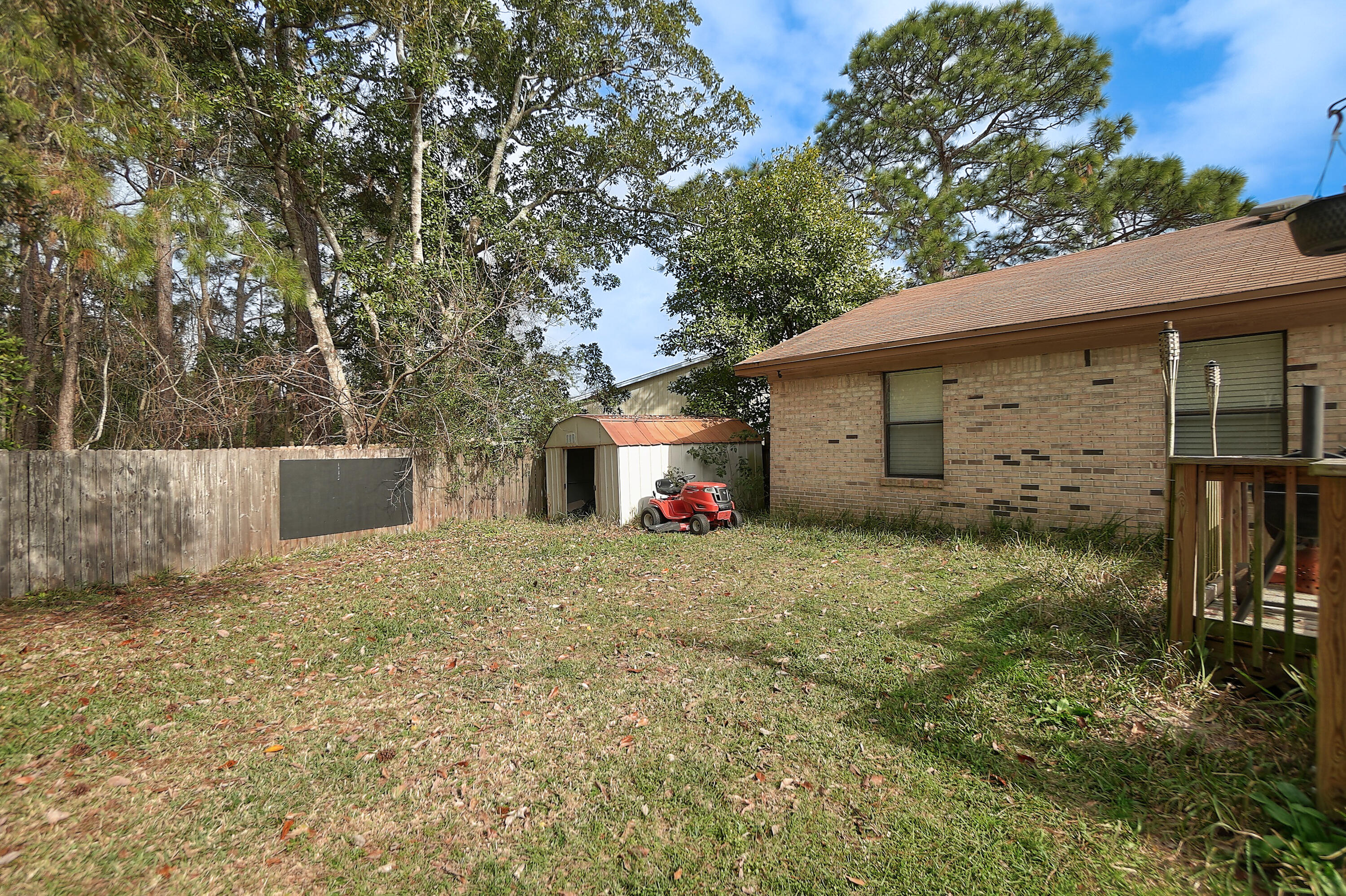 CIMARRON EST LOT 15 BLK B - Residential