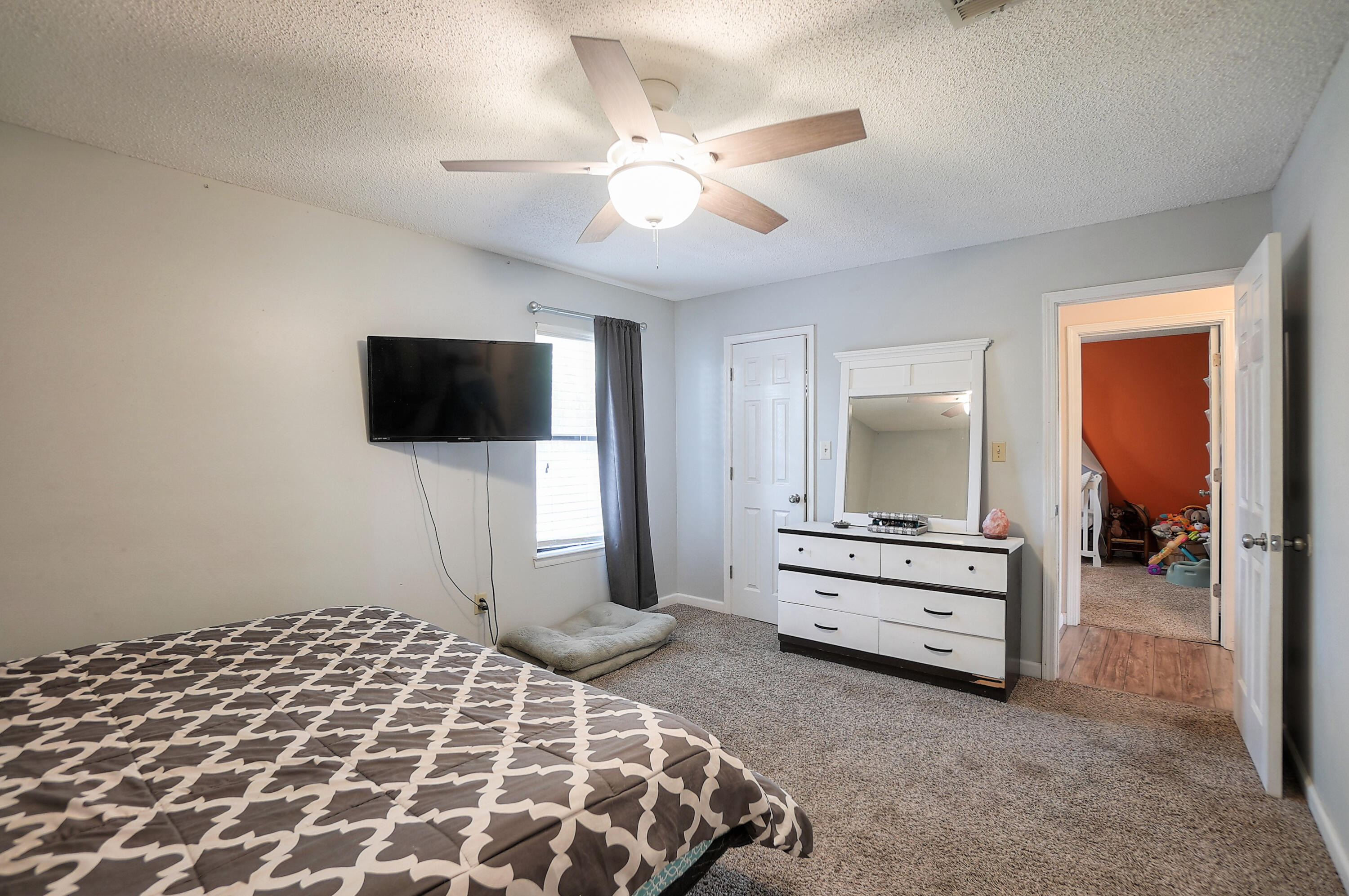 CIMARRON EST LOT 15 BLK B - Residential