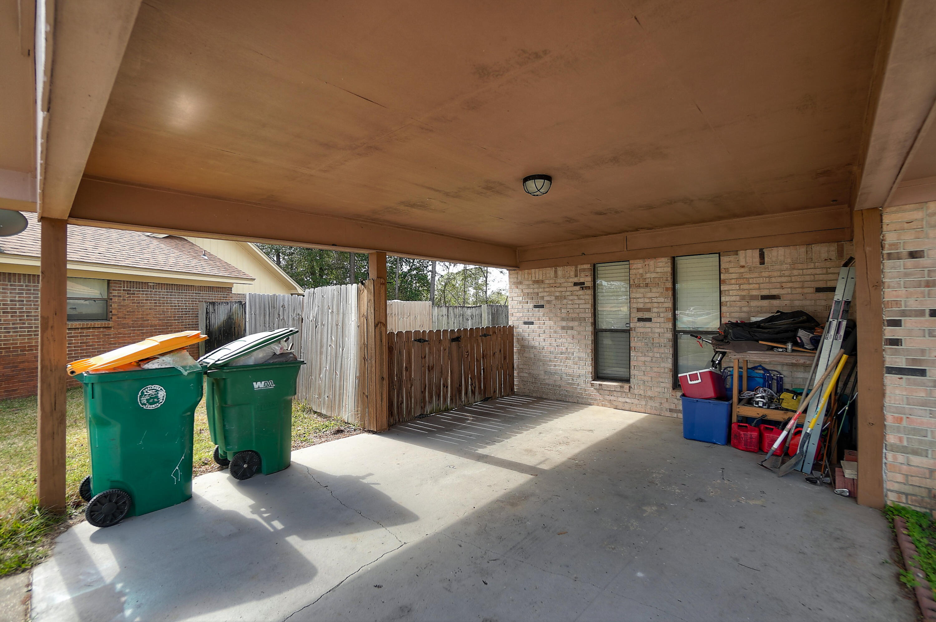 CIMARRON EST LOT 15 BLK B - Residential