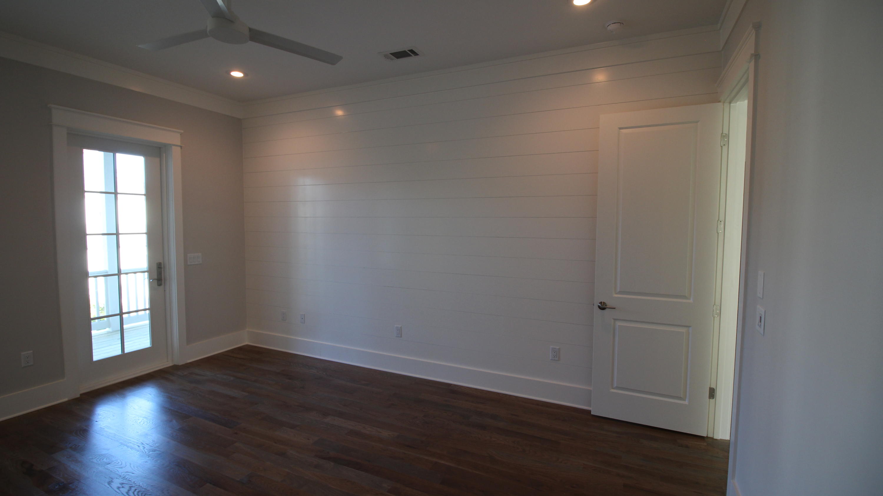 LAKESIDE AT BLUE MOUNTAIN BEACH - Residential